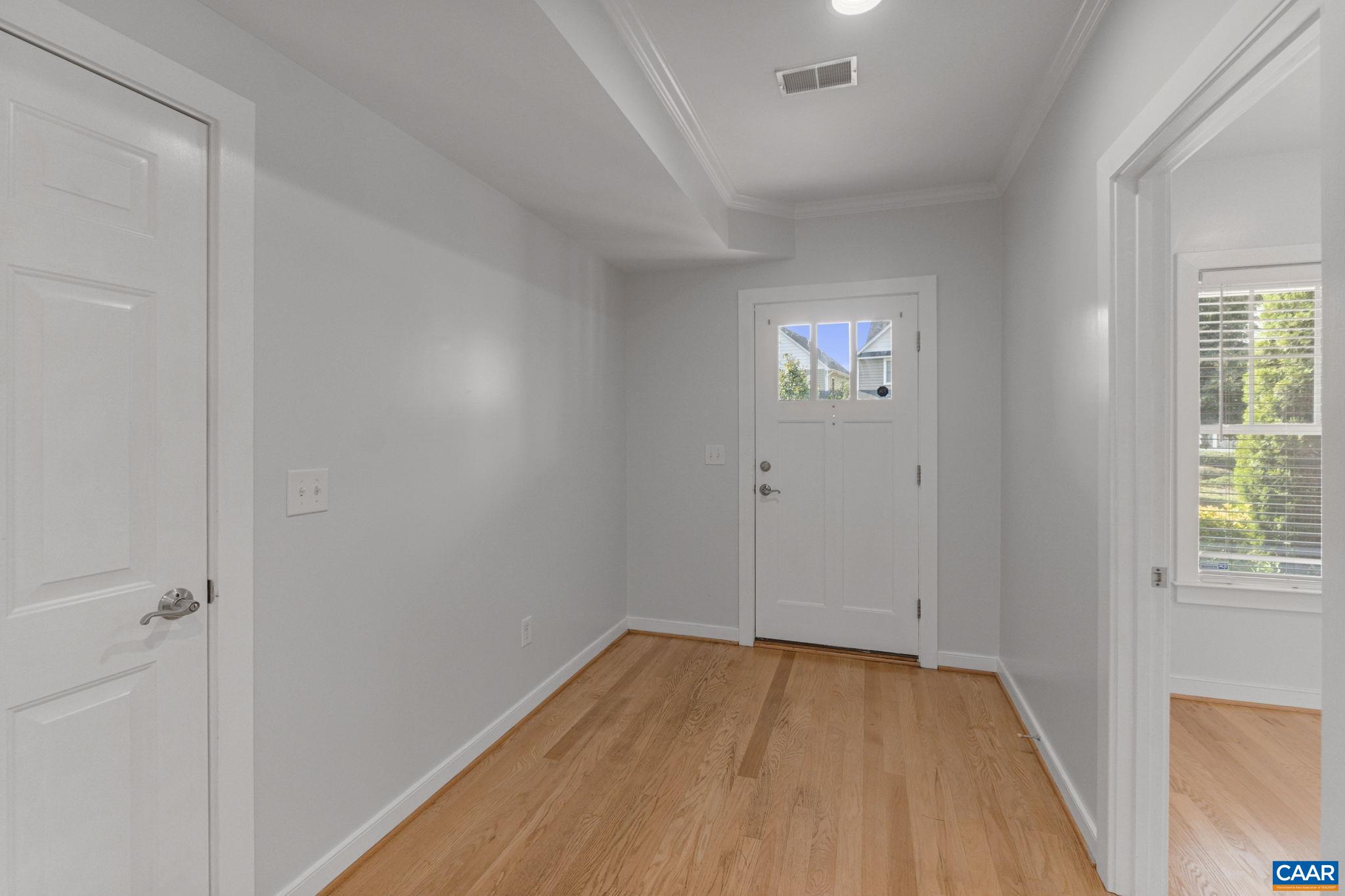 185 BROOKWOOD DR