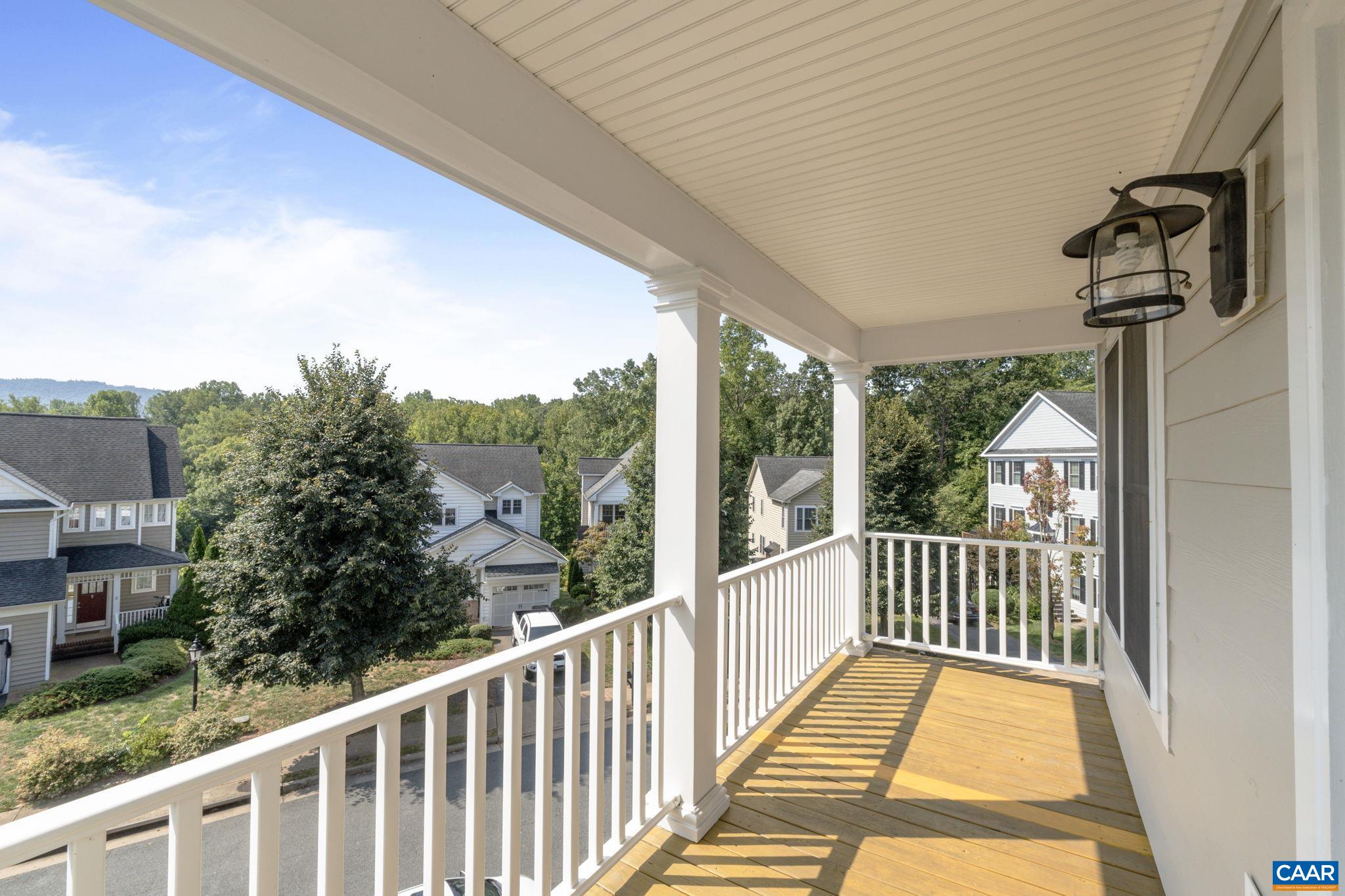 185 BROOKWOOD DR