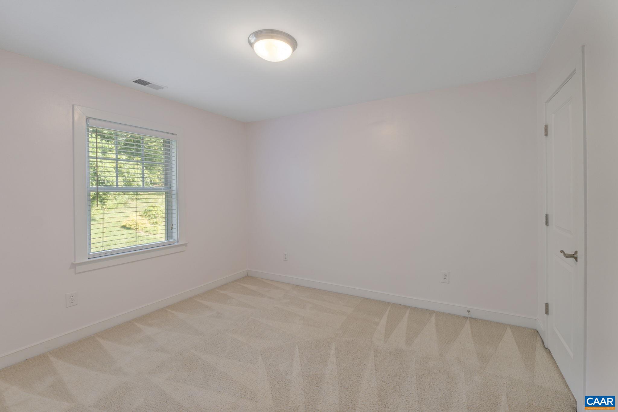 185 BROOKWOOD DR
