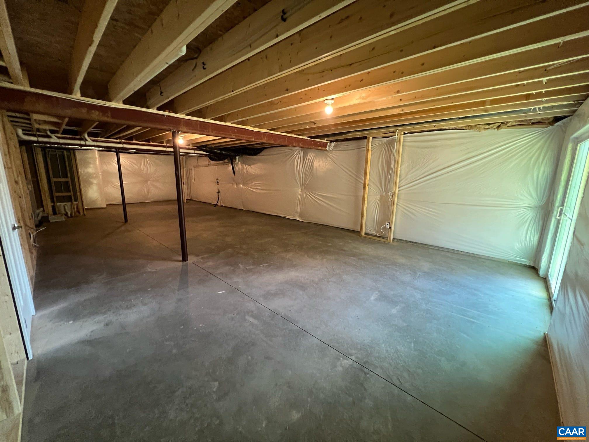 46 CONGAREE DR