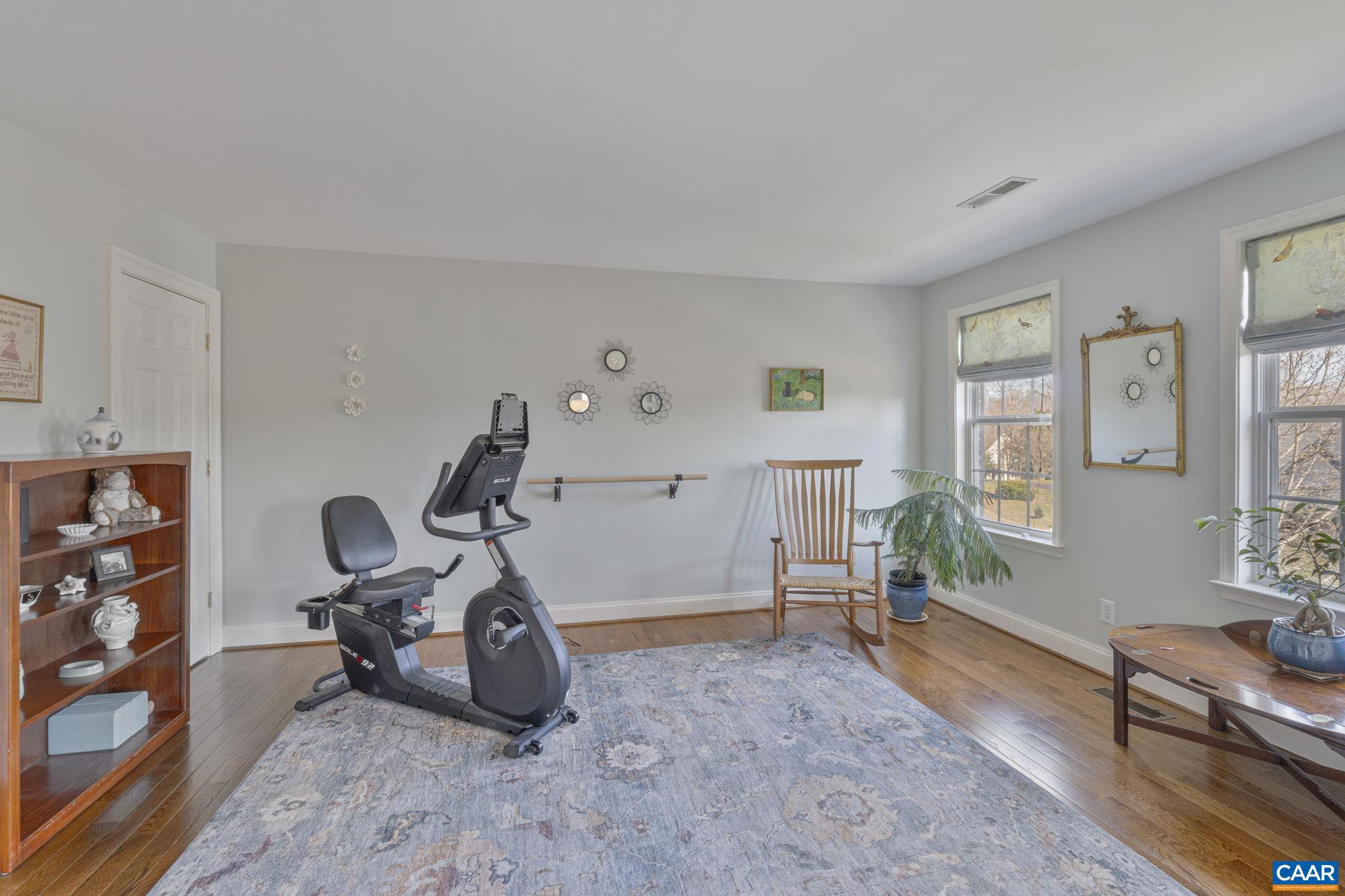 1338 DUNLORA DR