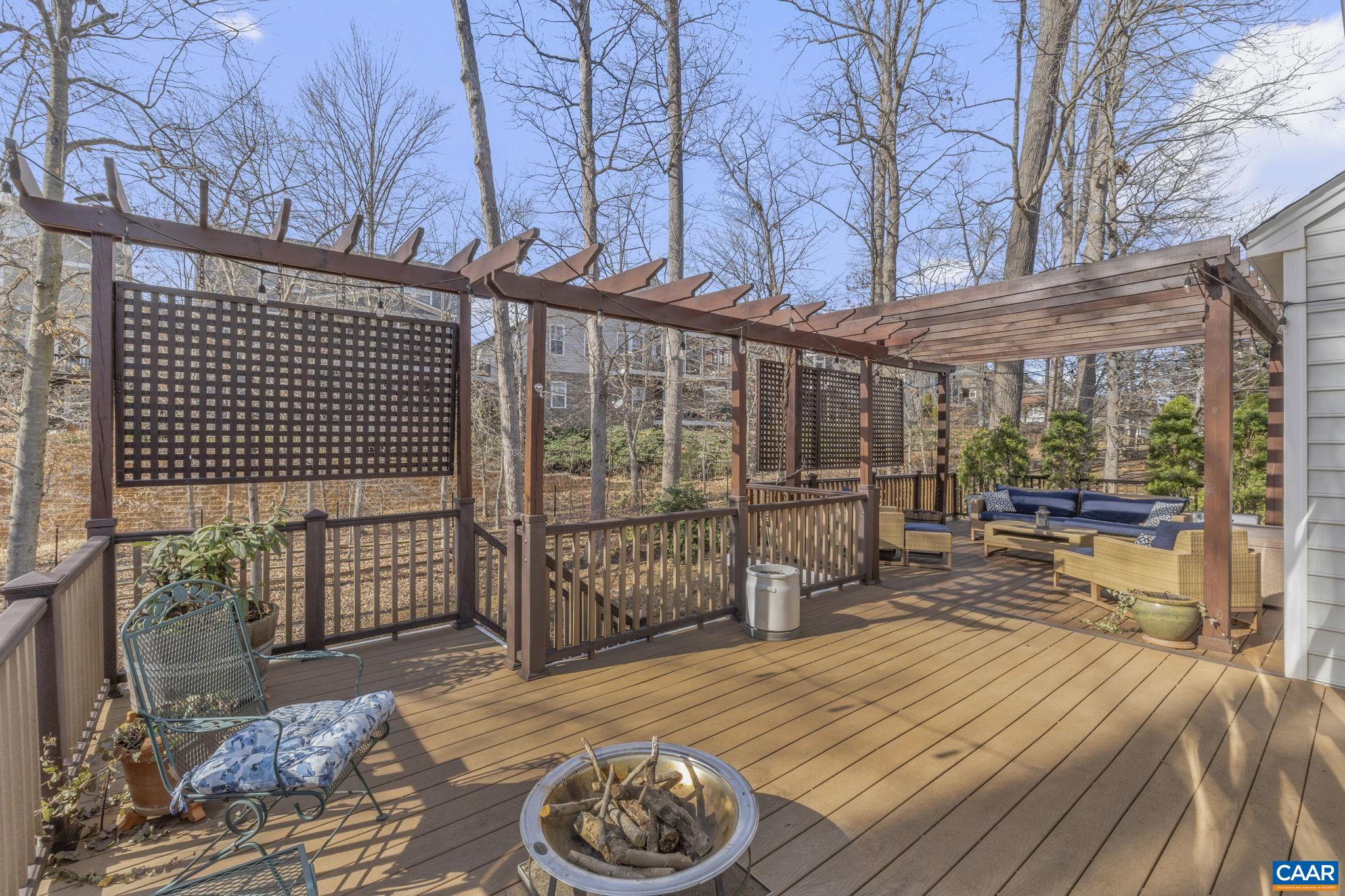 1338 DUNLORA DR