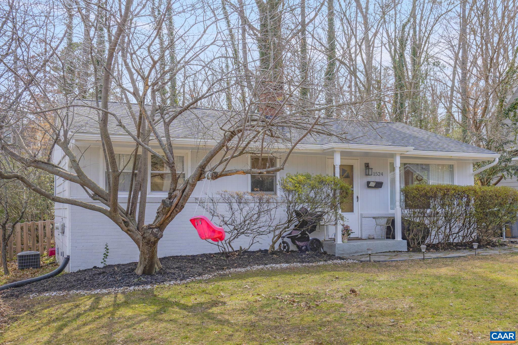 1524 CHERRY AVE