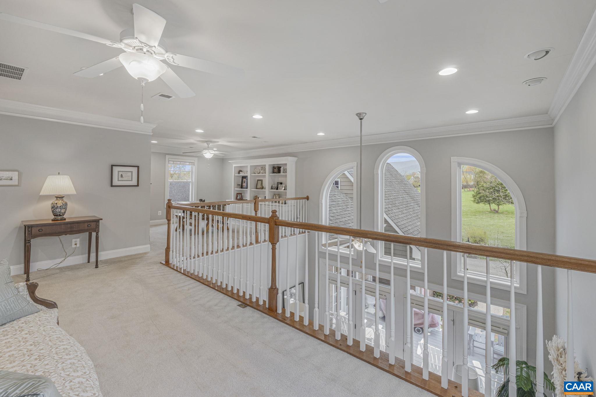 1733 OLD TRAIL DR