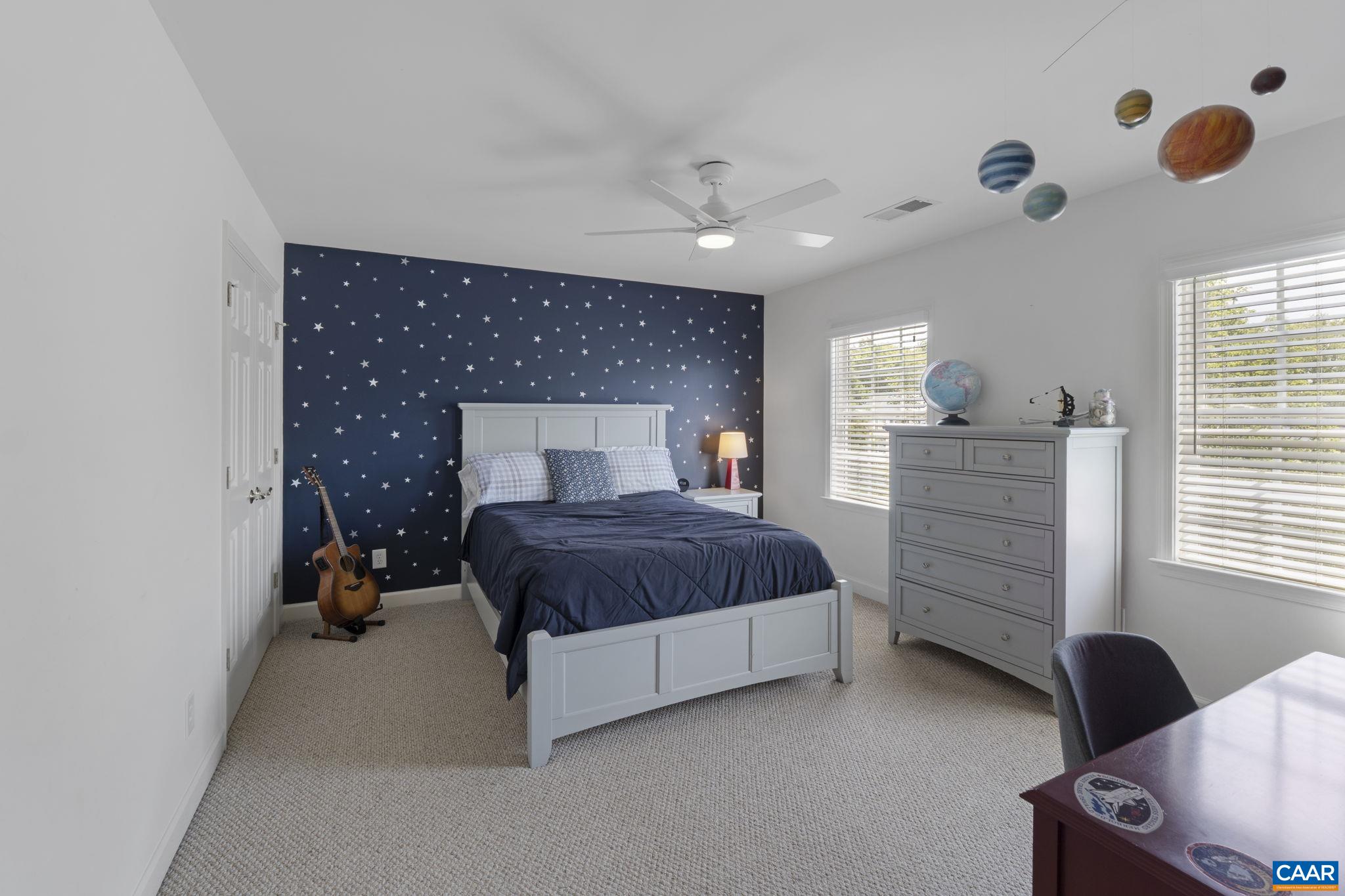 1107 PIKE PL