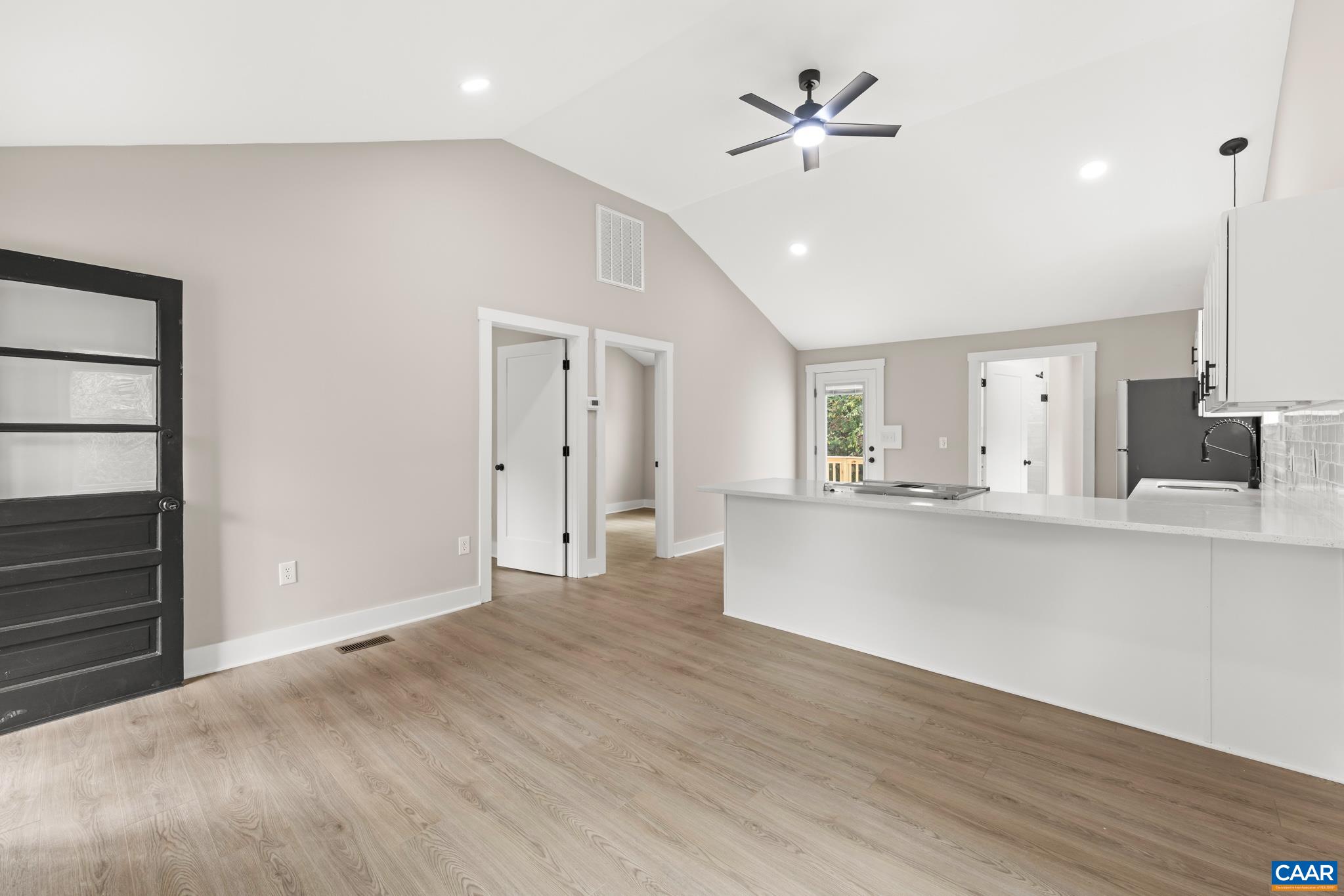 2157 THOMAS JEFFERSON PKWY