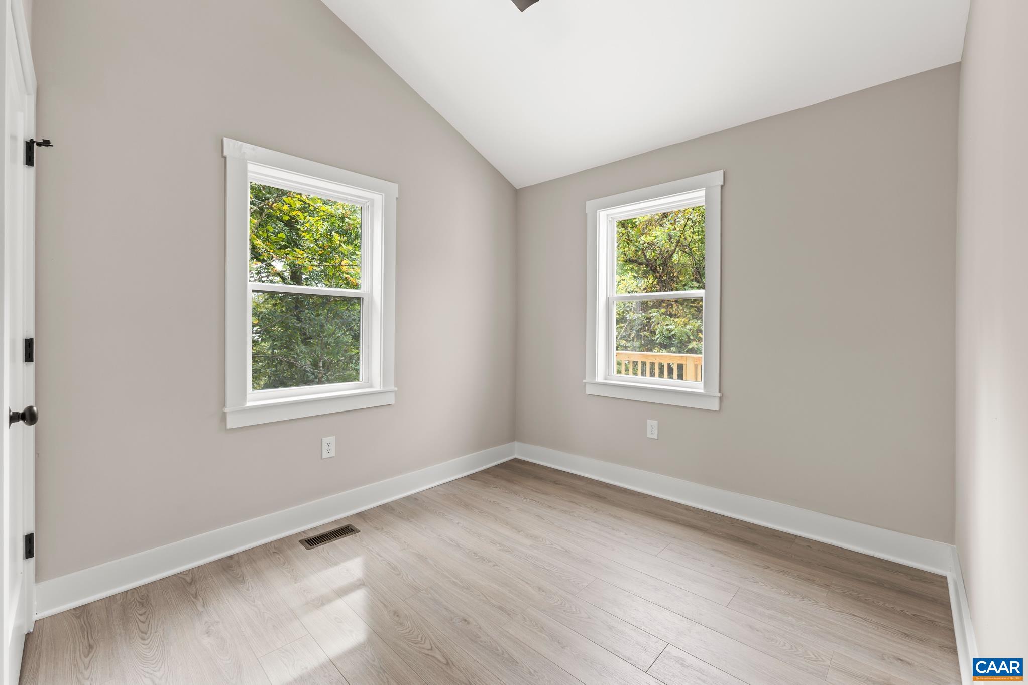 2157 THOMAS JEFFERSON PKWY