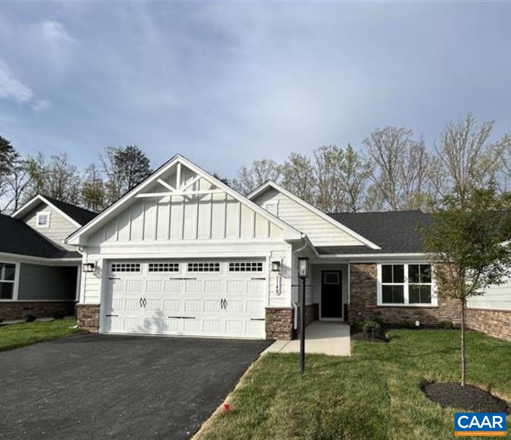 409B LAZY BRANCH LN