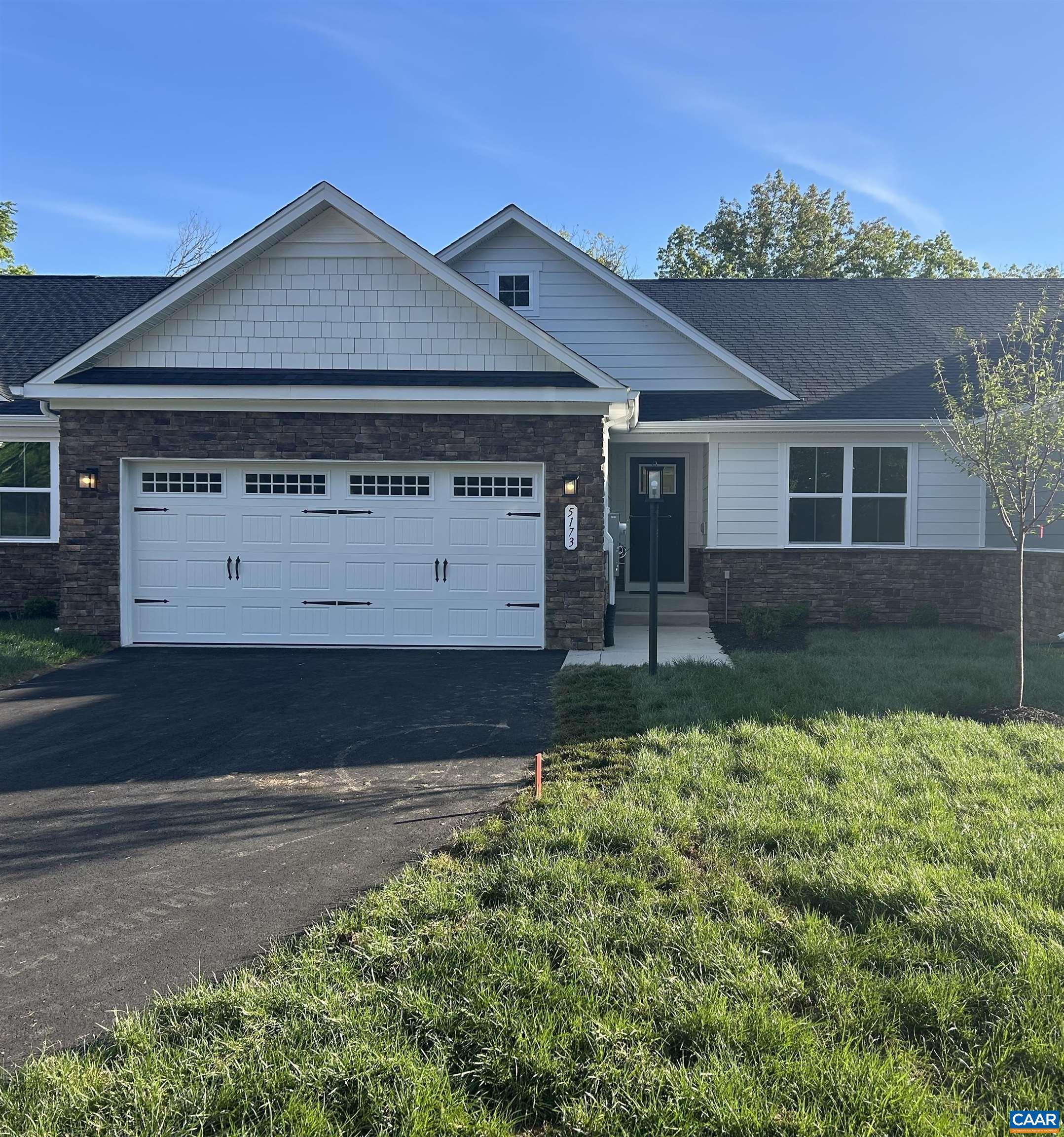 5173 LAZY BRANCH LN