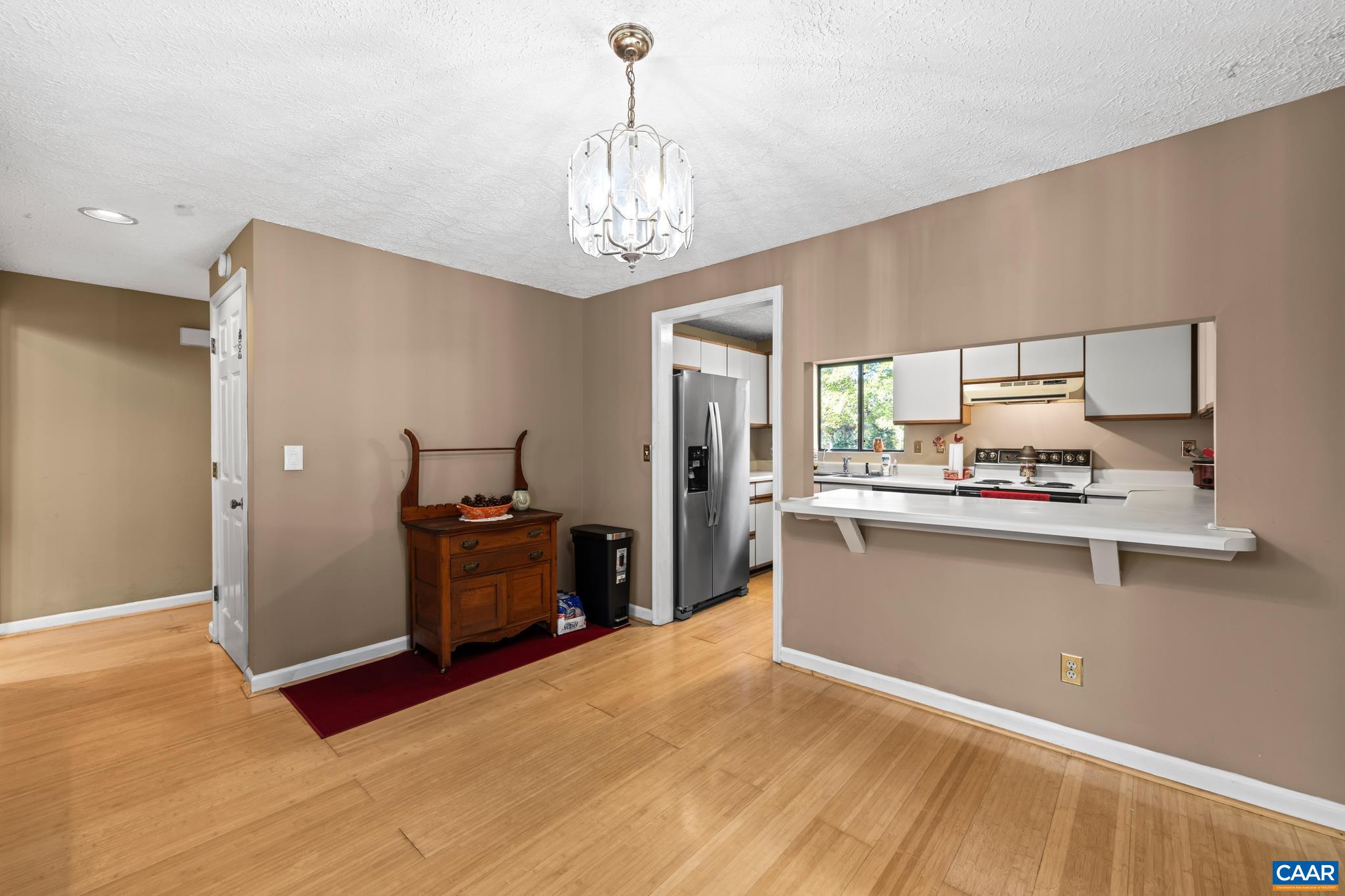 2530 GILLUMS RIDGE LN