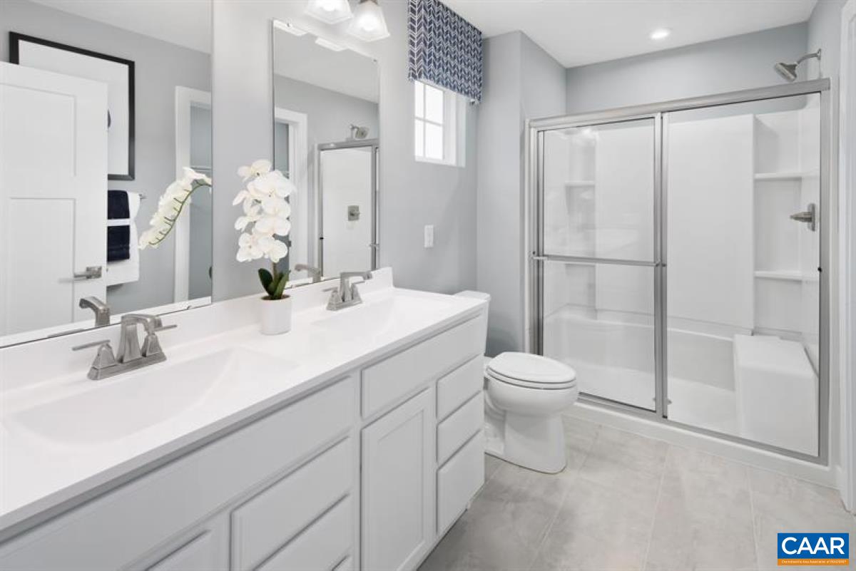 140C WHITE SANDS BLVD