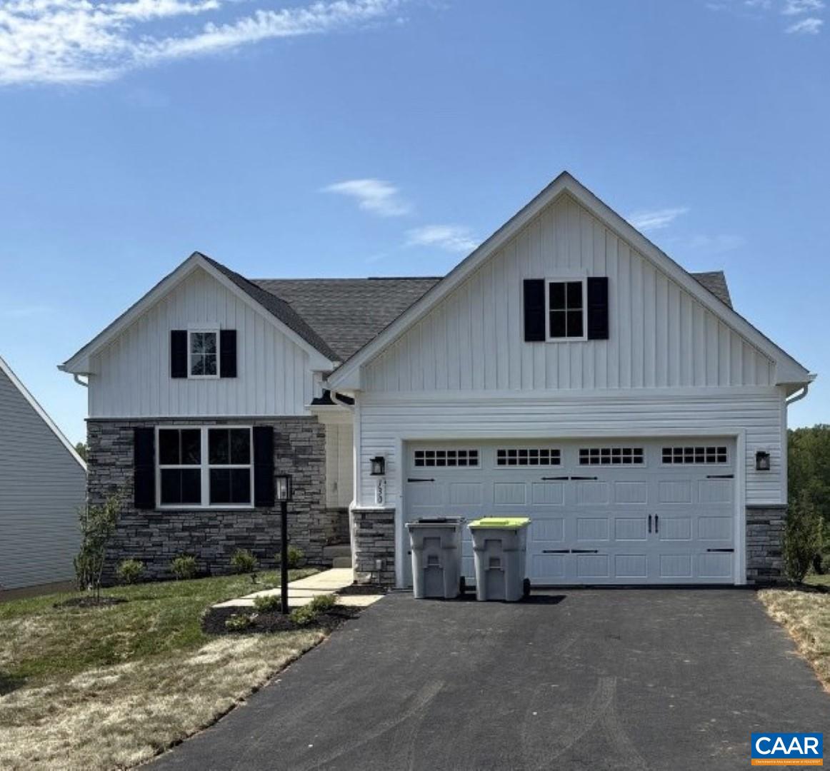 130 GUNNISON DR