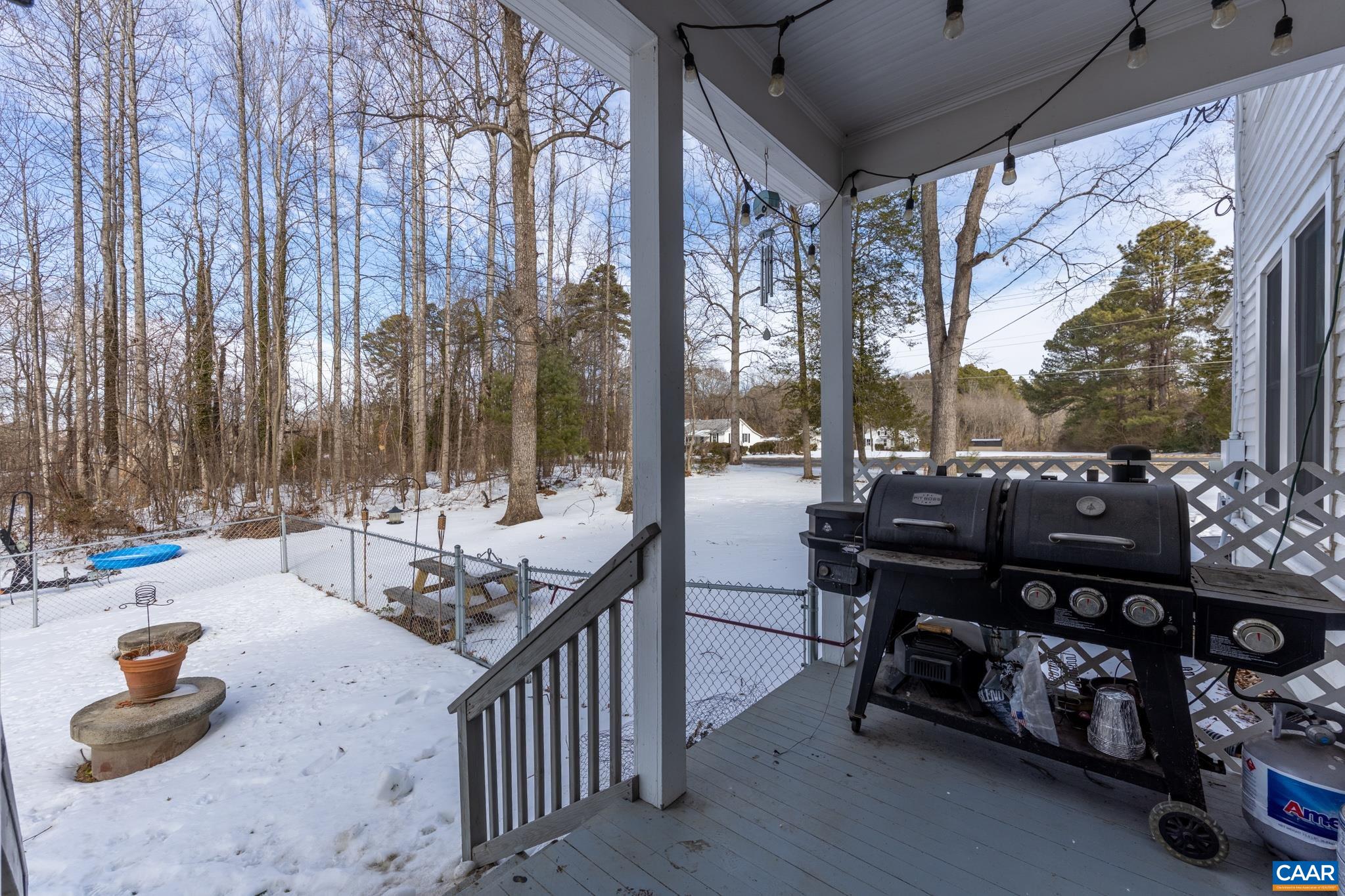 4615 DAVIS HWY