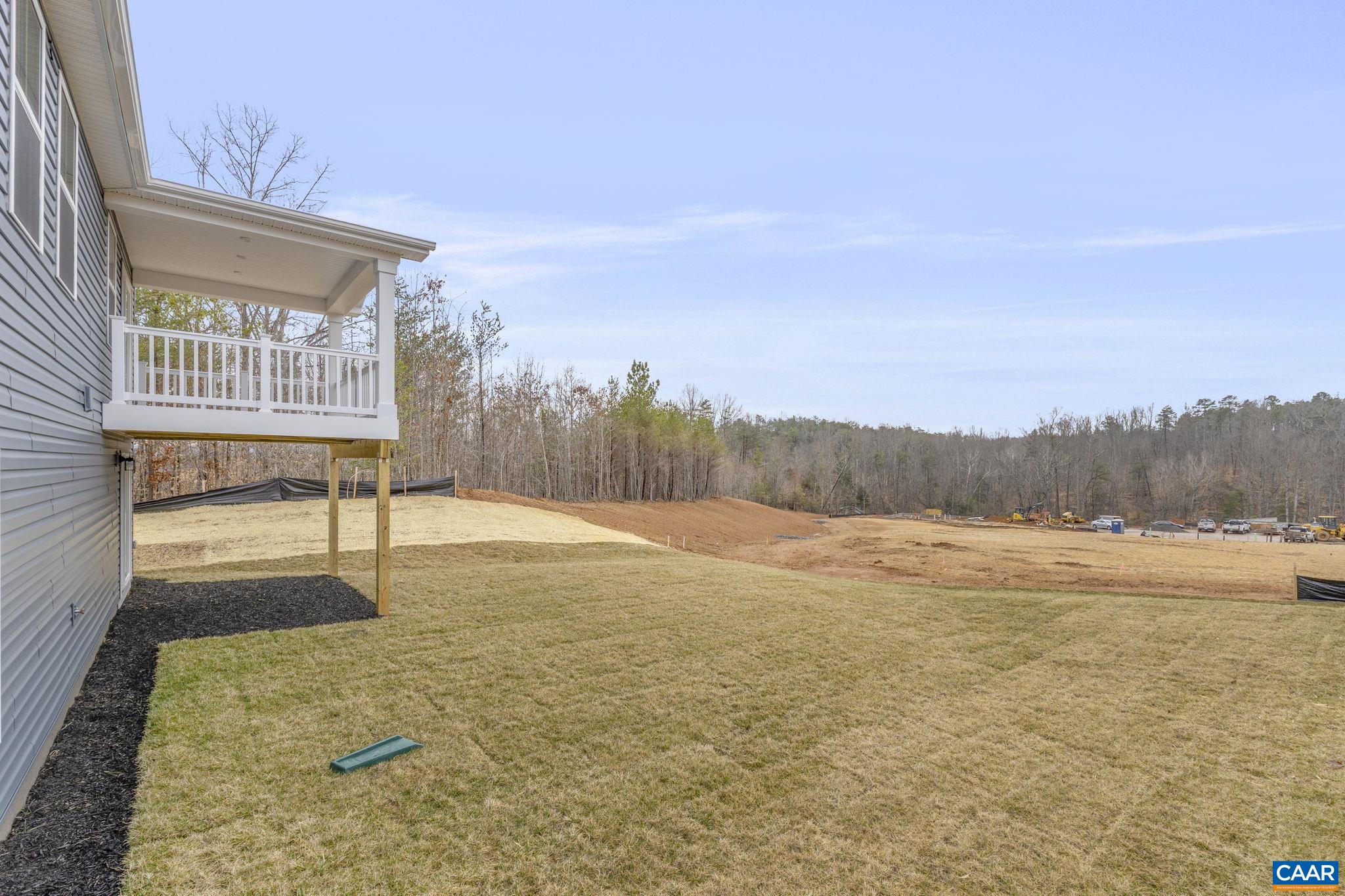 140 GUNNISON DR