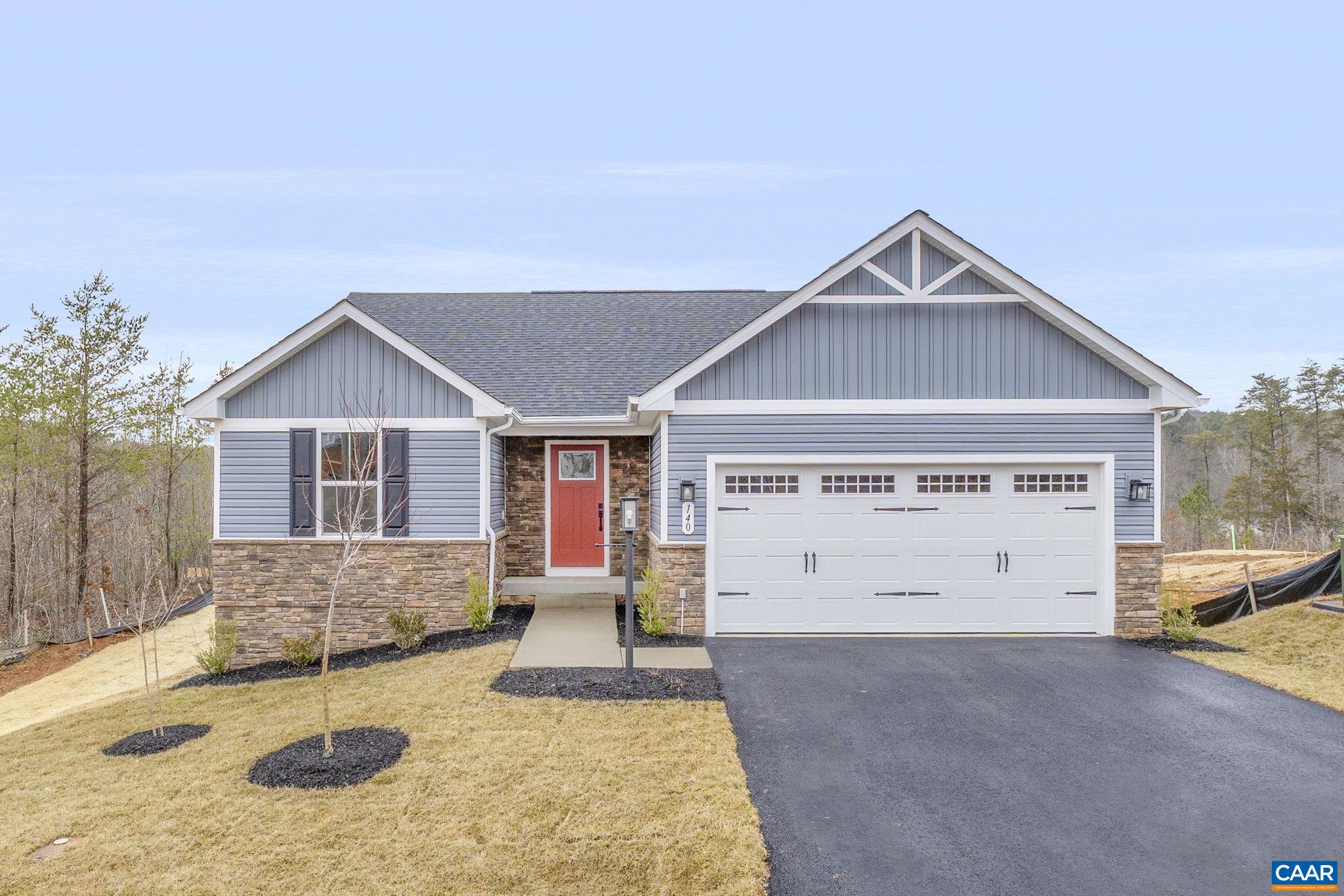 140 GUNNISON DR