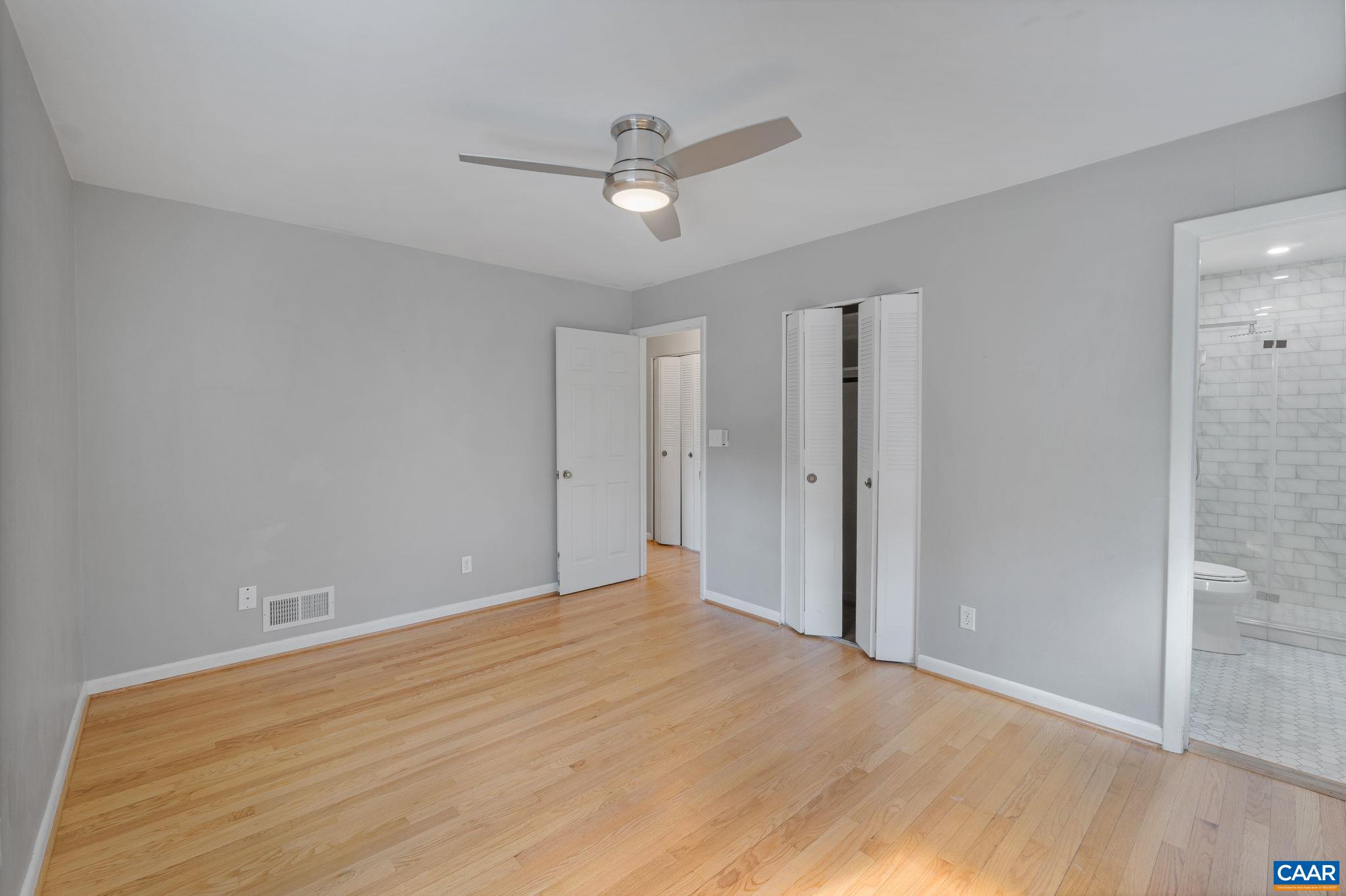1000 PARK ST