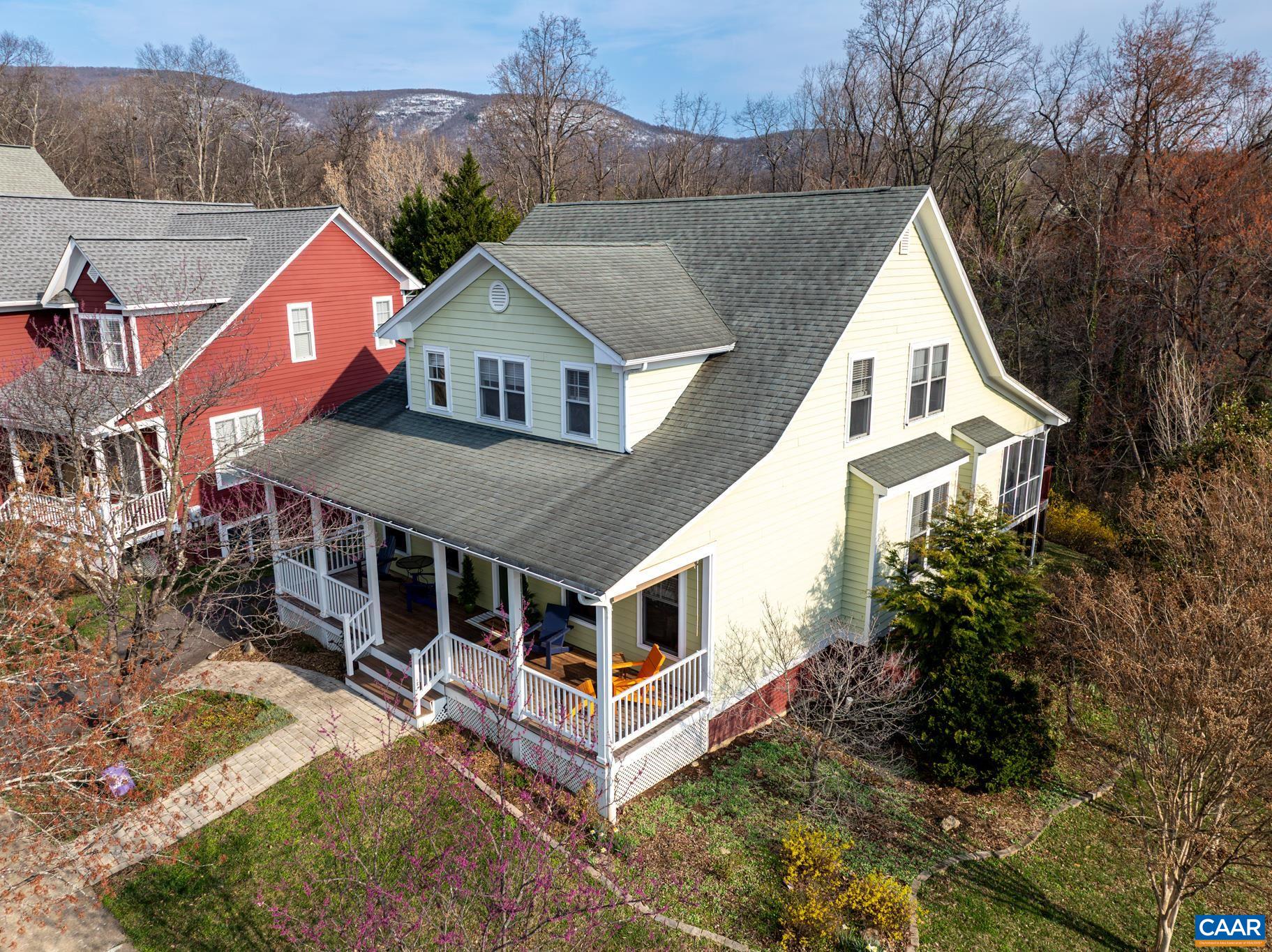 1862 CLAY DR