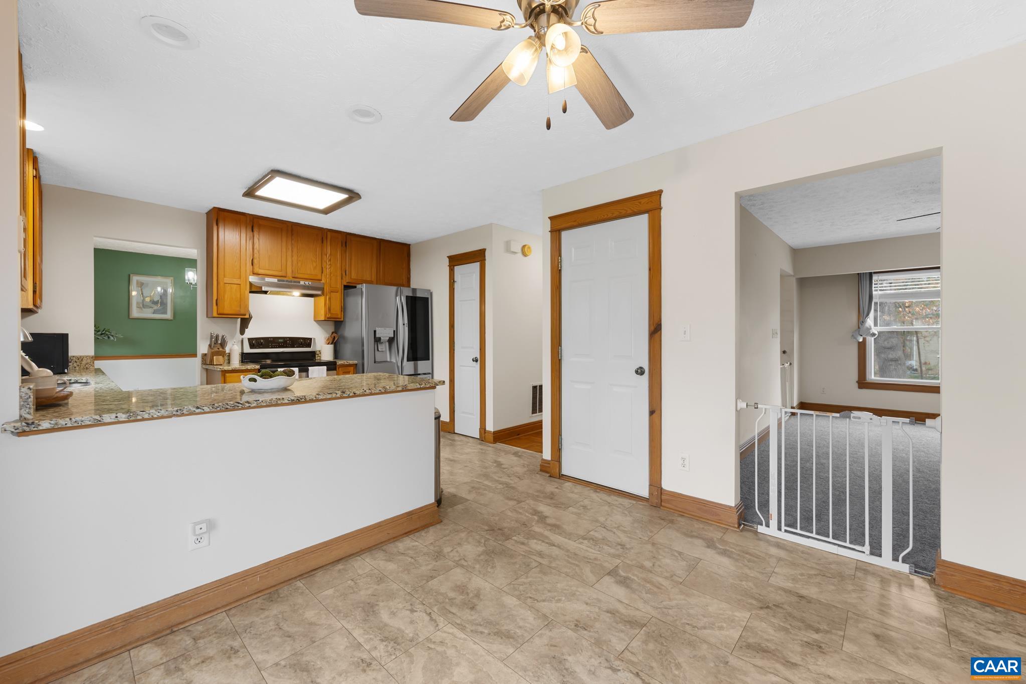 31 LAFAYETTE DR