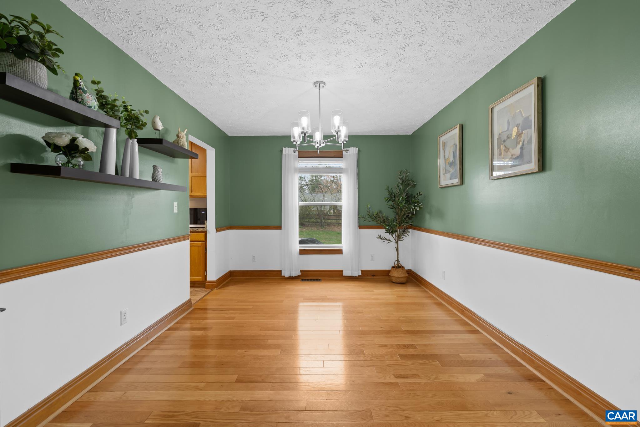 31 LAFAYETTE DR
