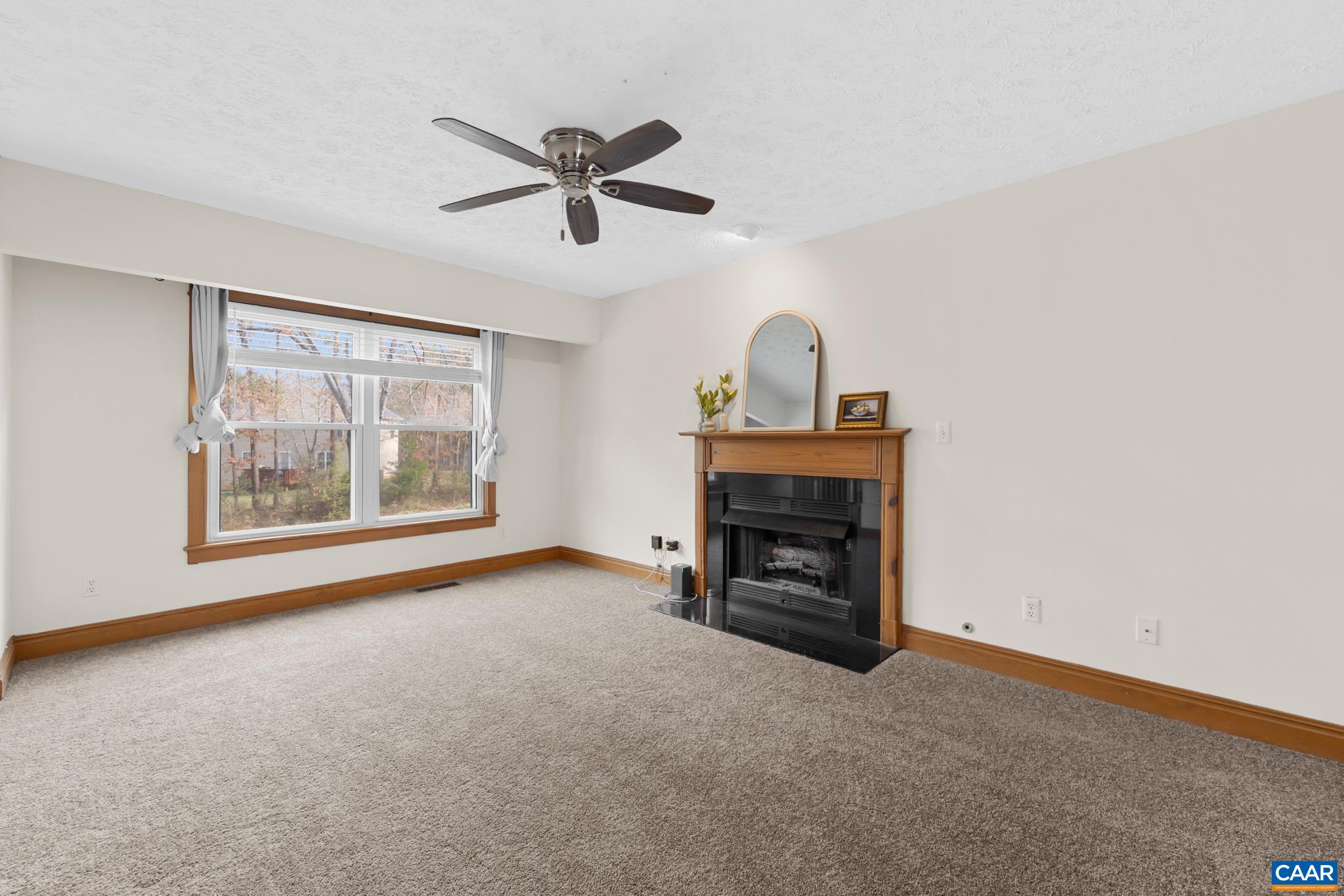 31 LAFAYETTE DR