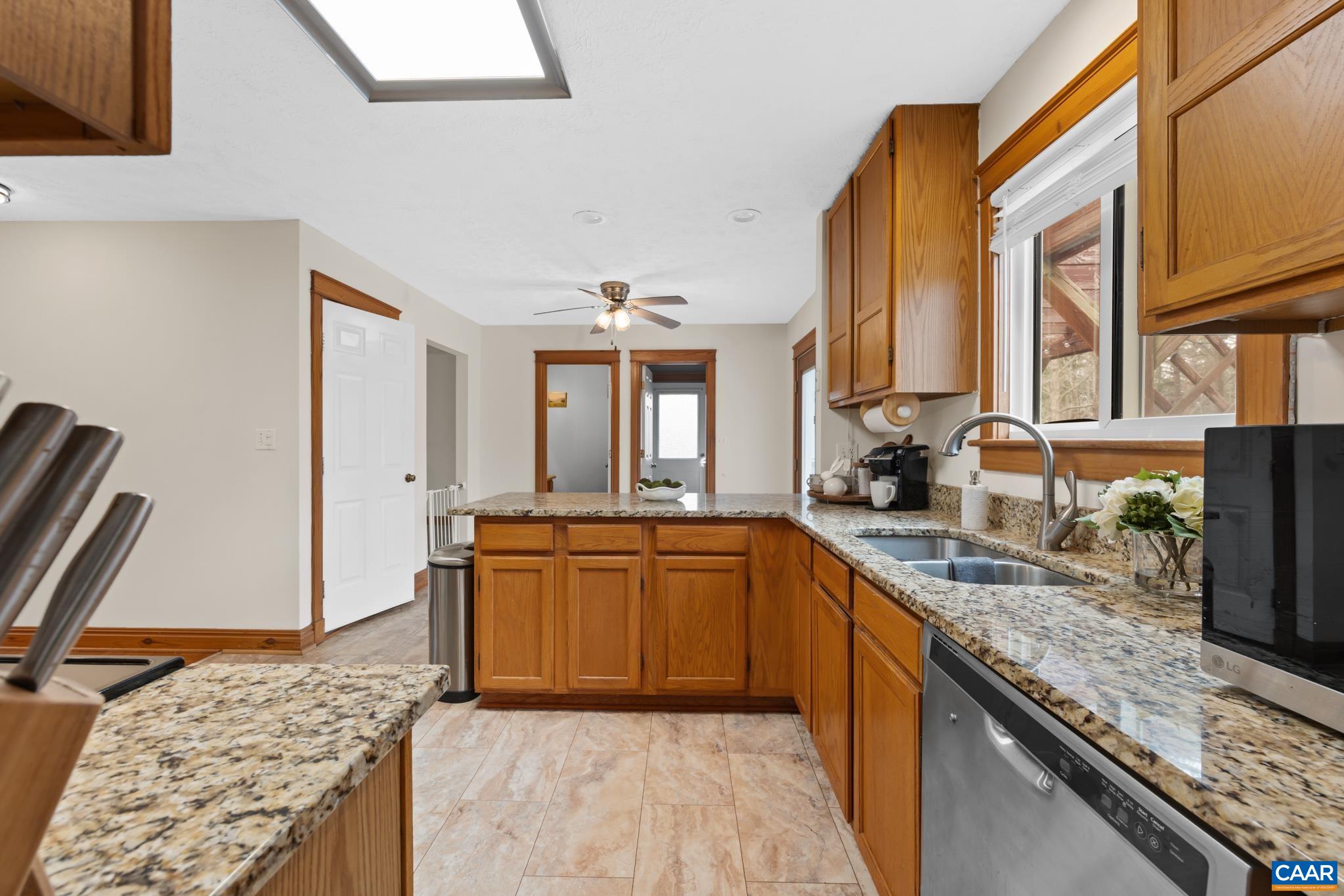 31 LAFAYETTE DR