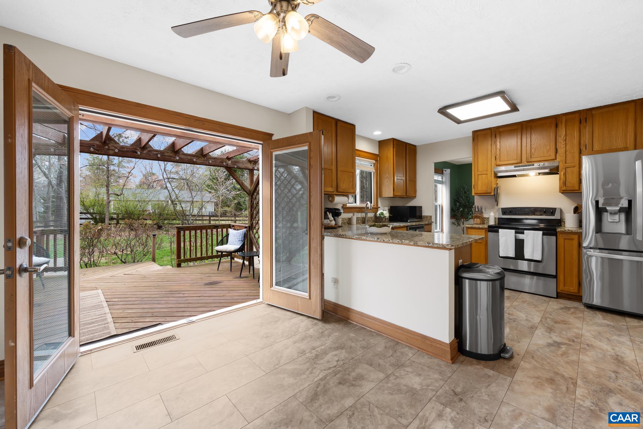31 LAFAYETTE DR