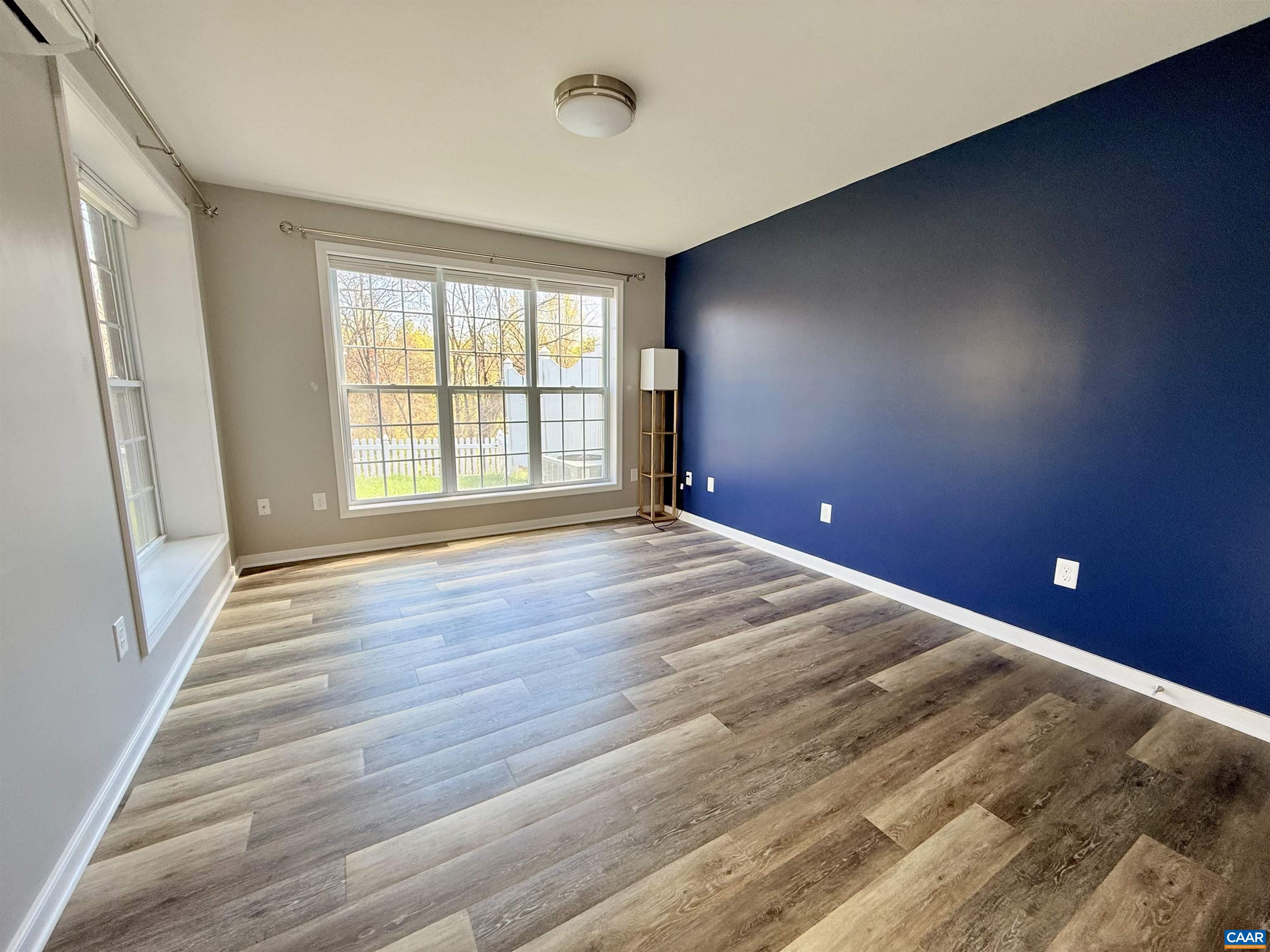 1310 COURTYARD DR