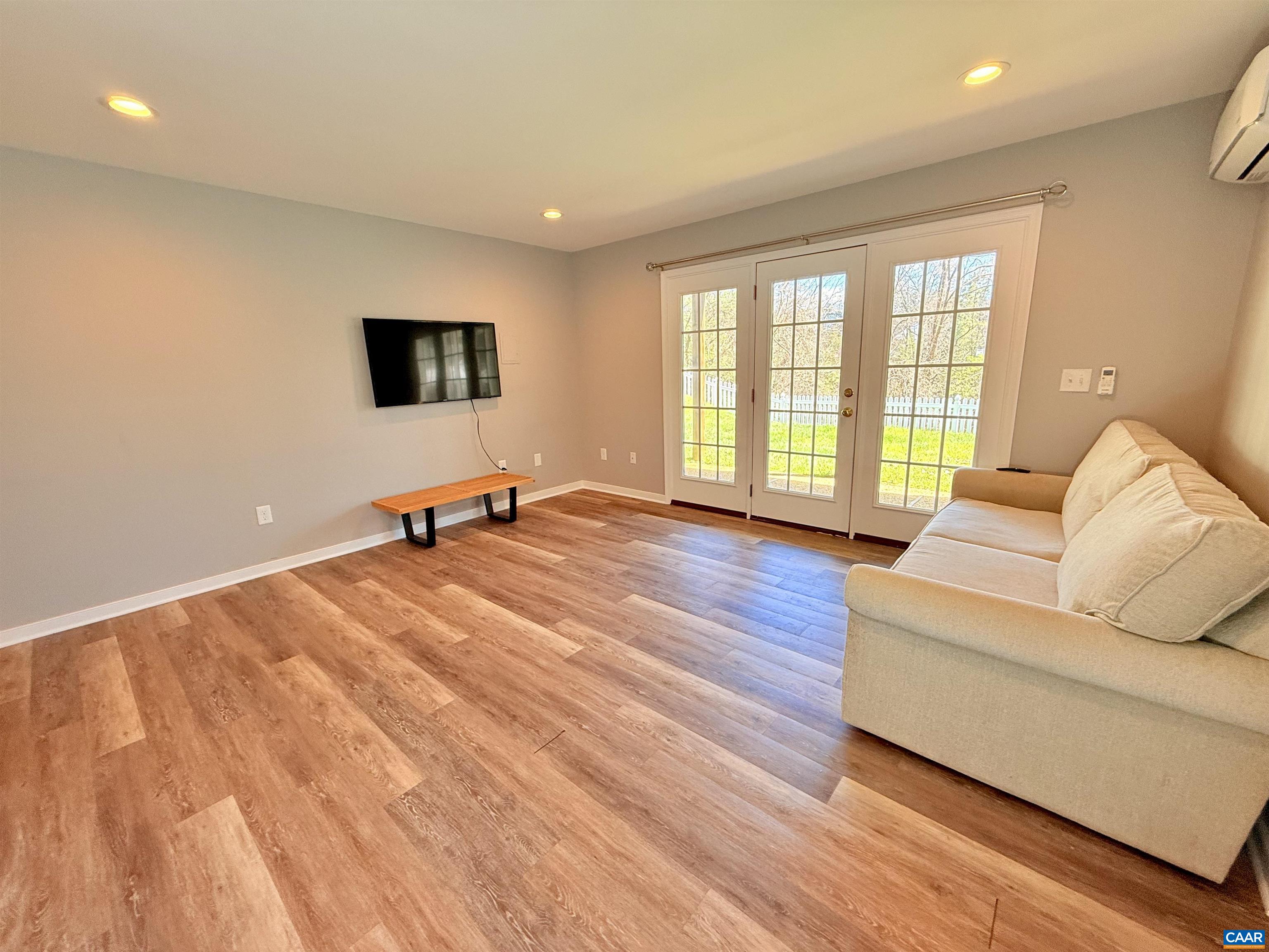 1310 COURTYARD DR
