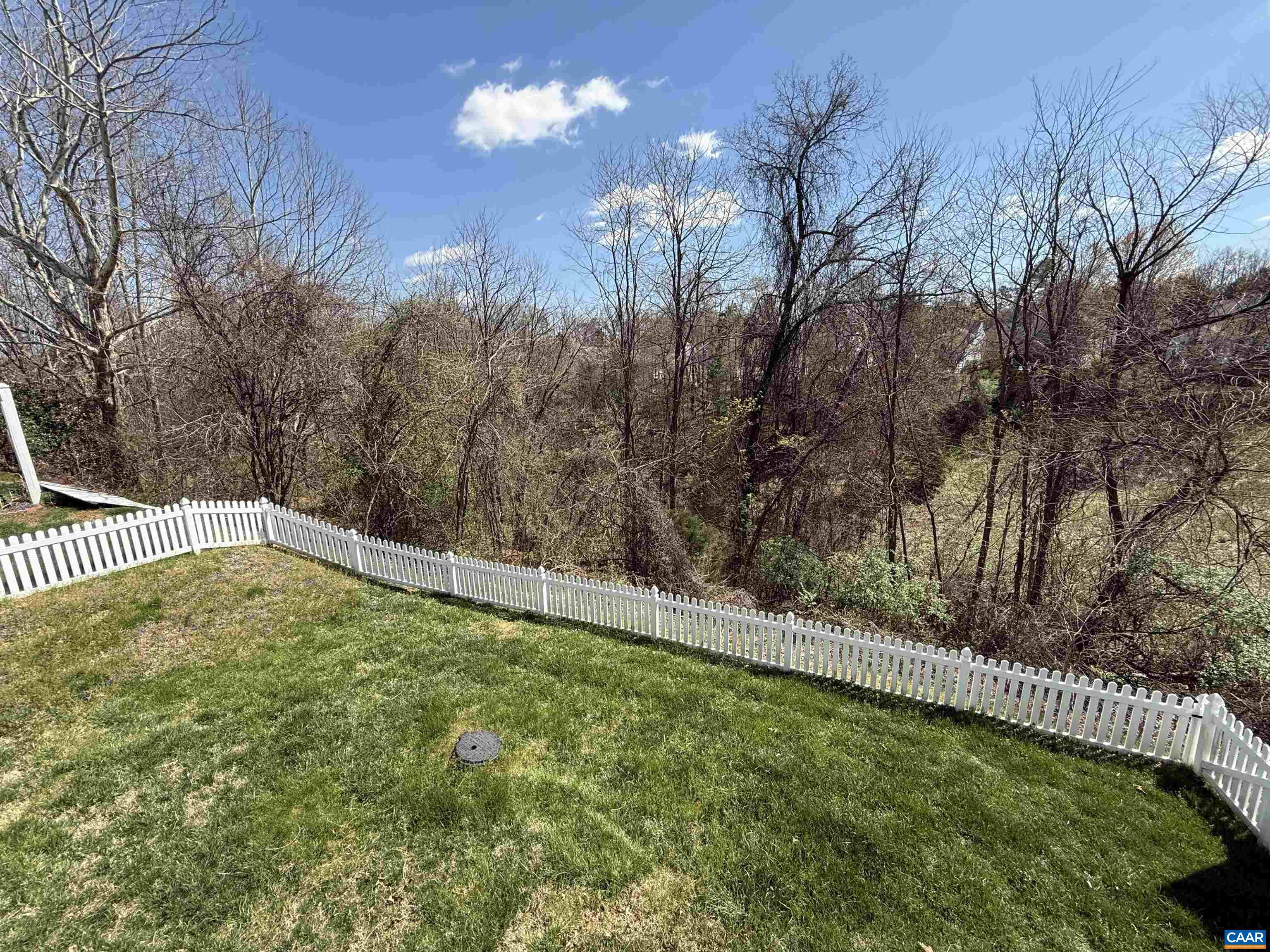 1310 COURTYARD DR