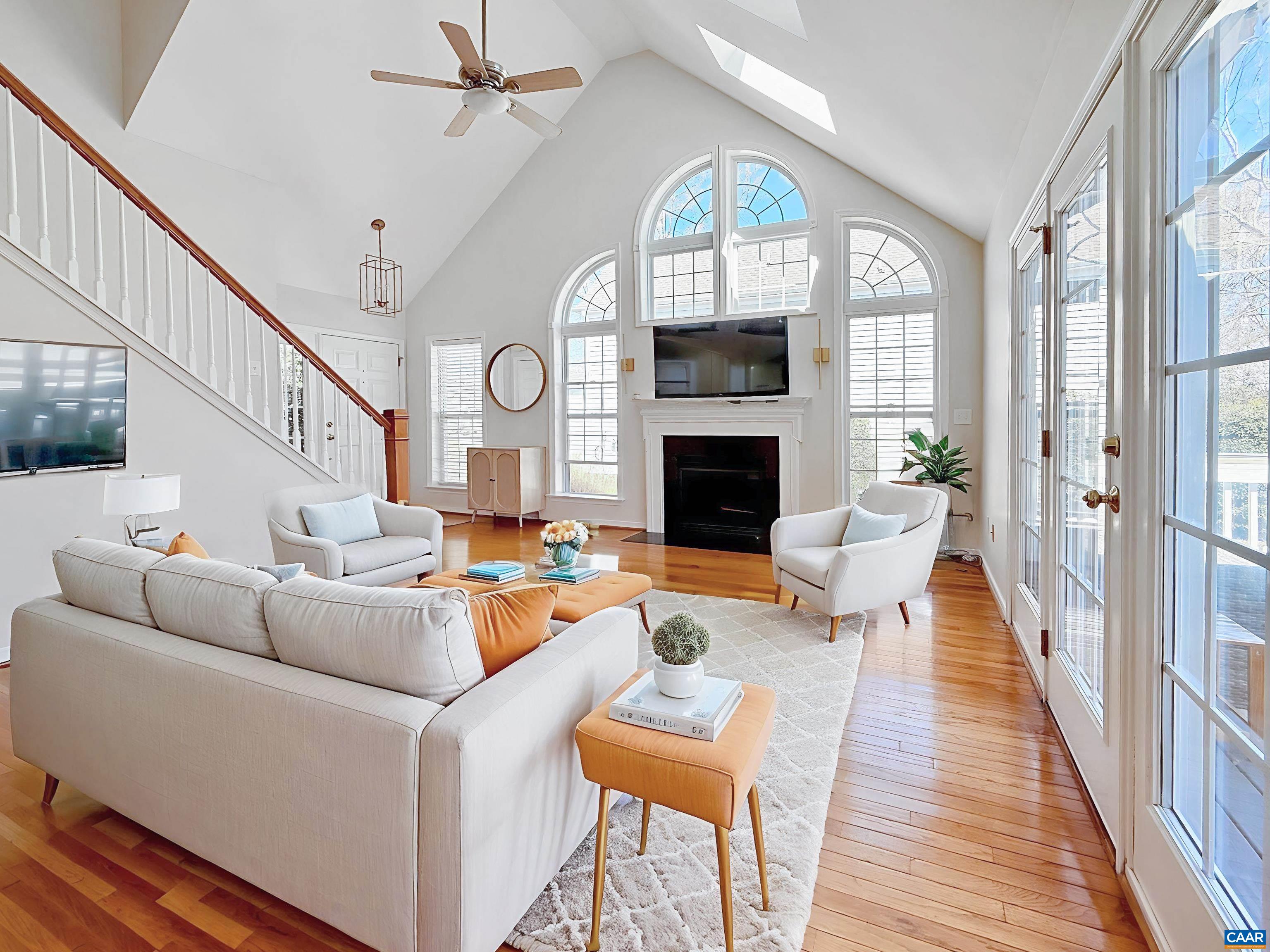 1310 COURTYARD DR