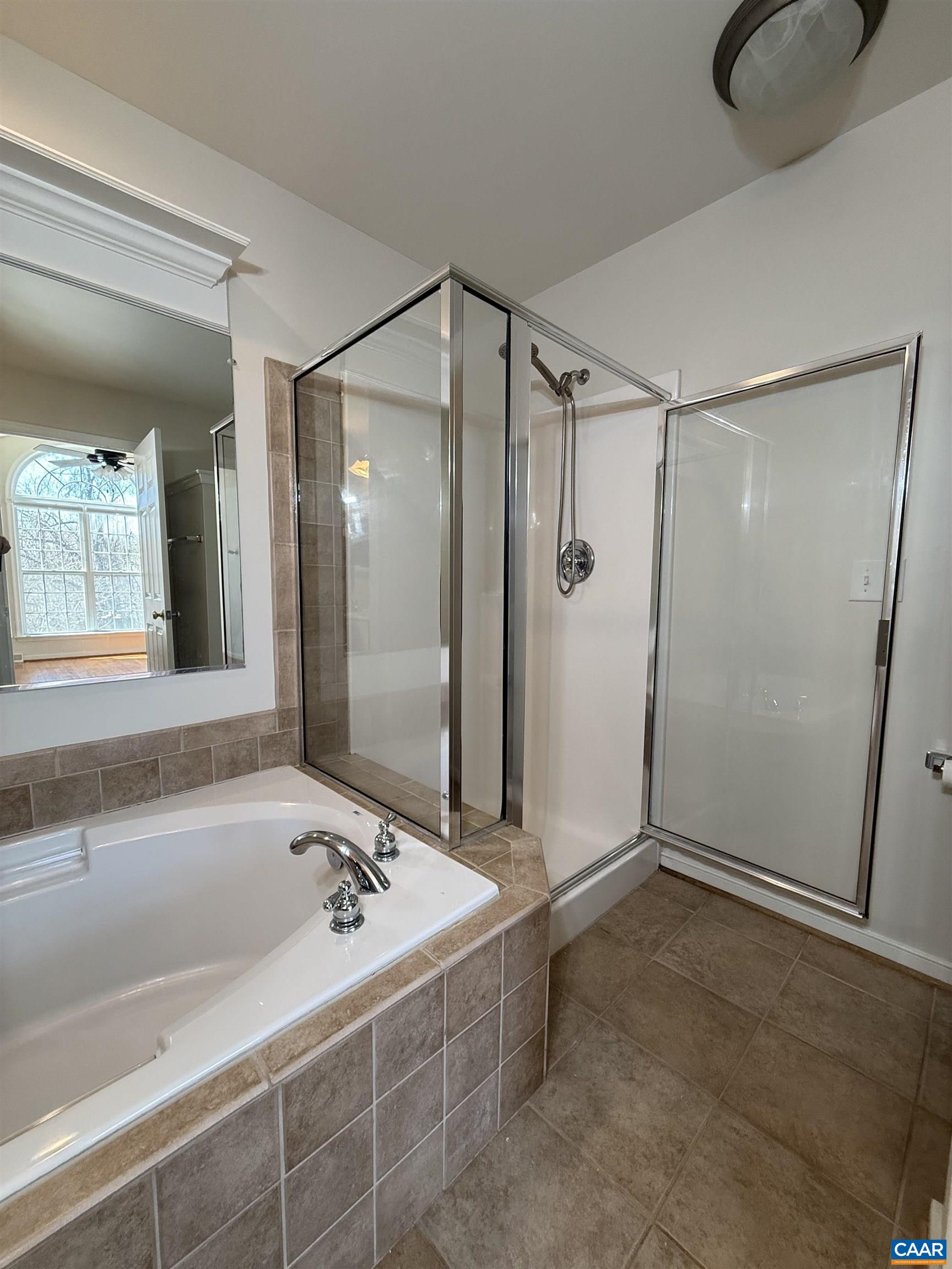 1310 COURTYARD DR