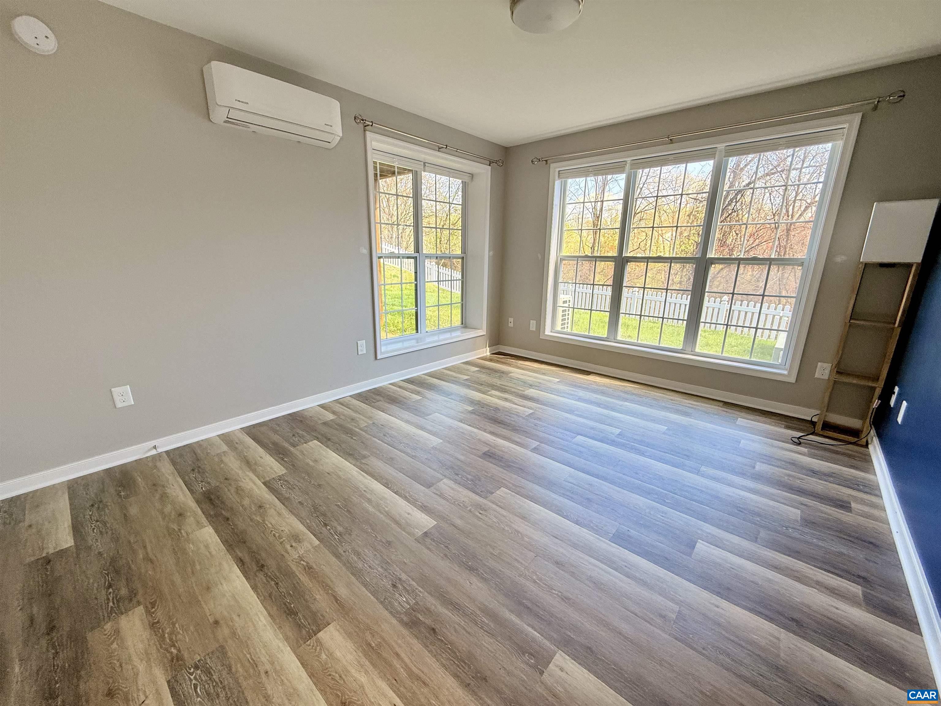 1310 COURTYARD DR