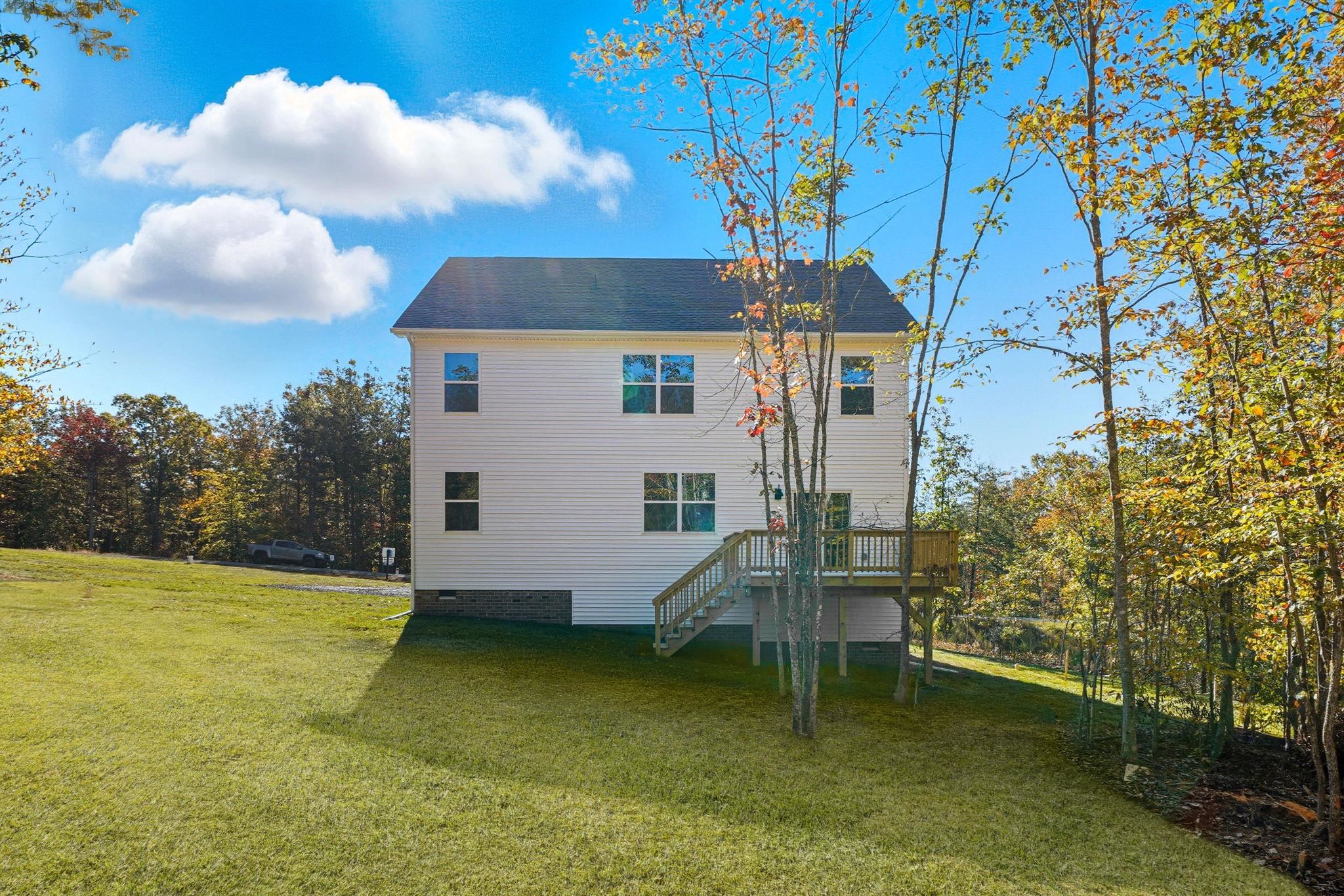 210 HAPPY VALLEY RD