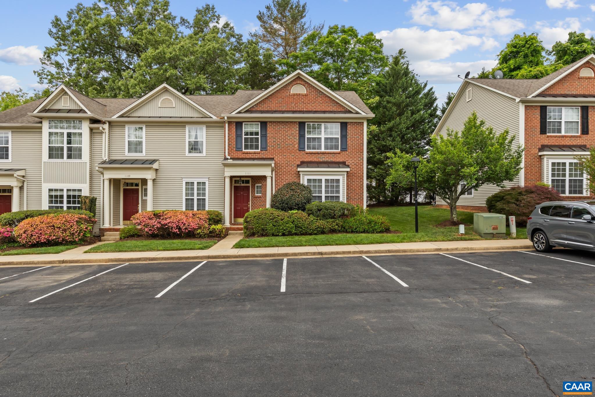1111 SOMER CHASE CT