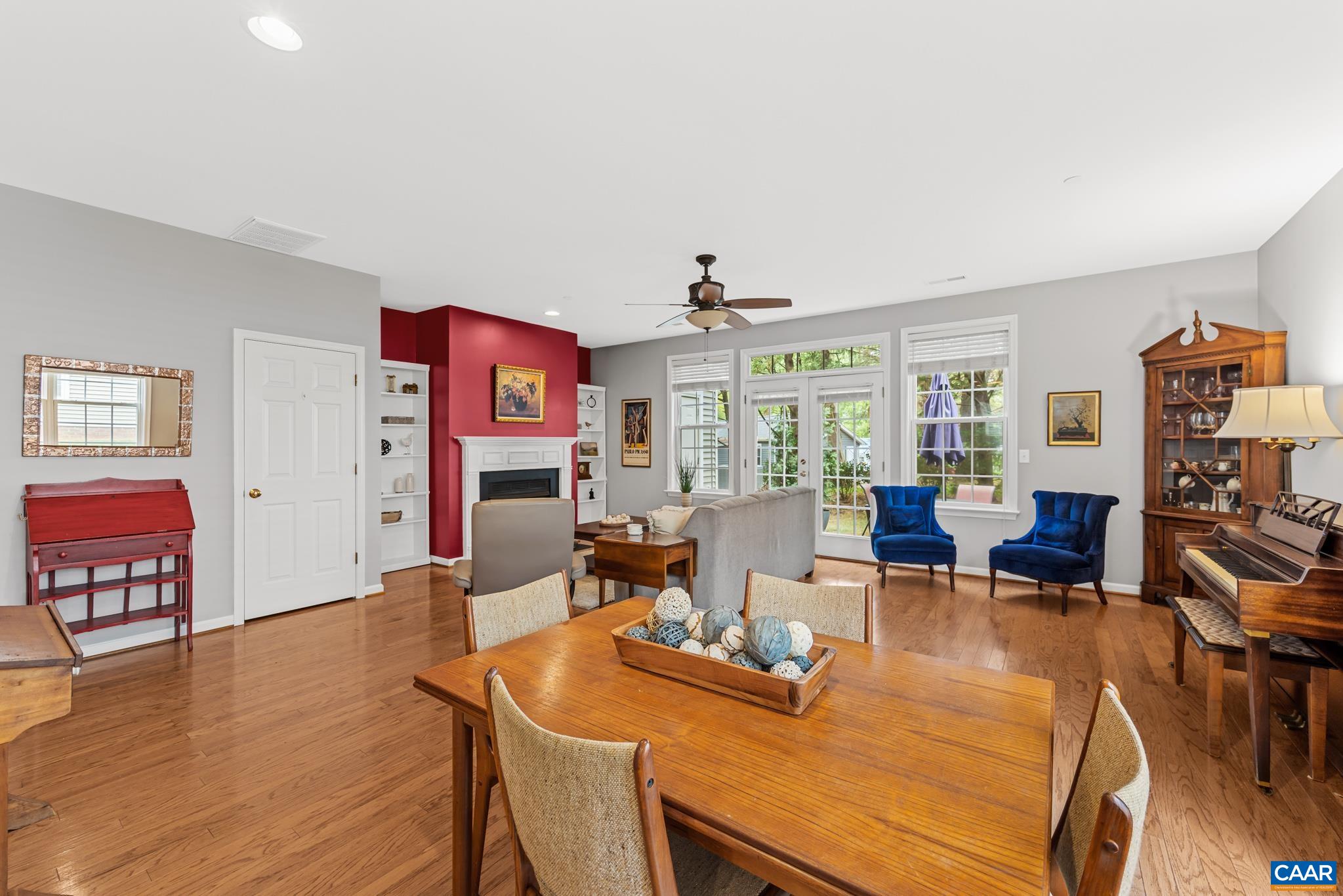 1111 SOMER CHASE CT