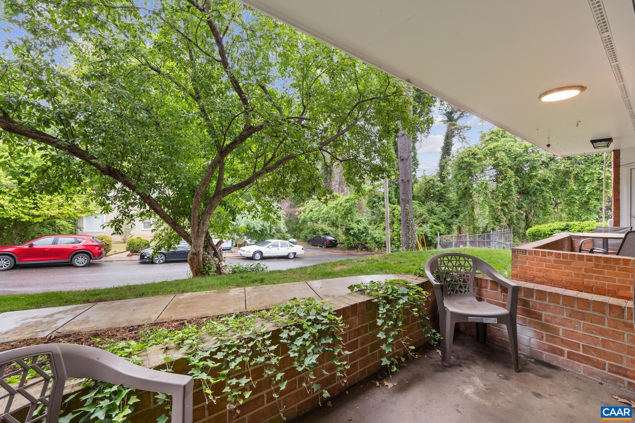 1800 JEFFERSON PARK AVE Unit: 86