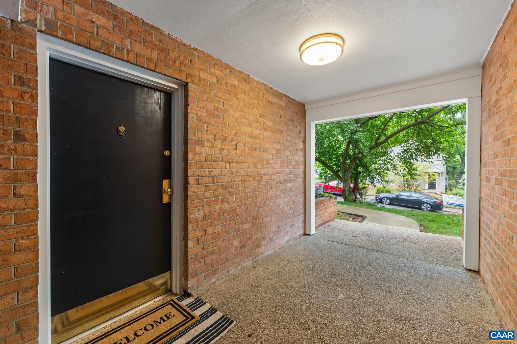 1800 JEFFERSON PARK AVE Unit: 86