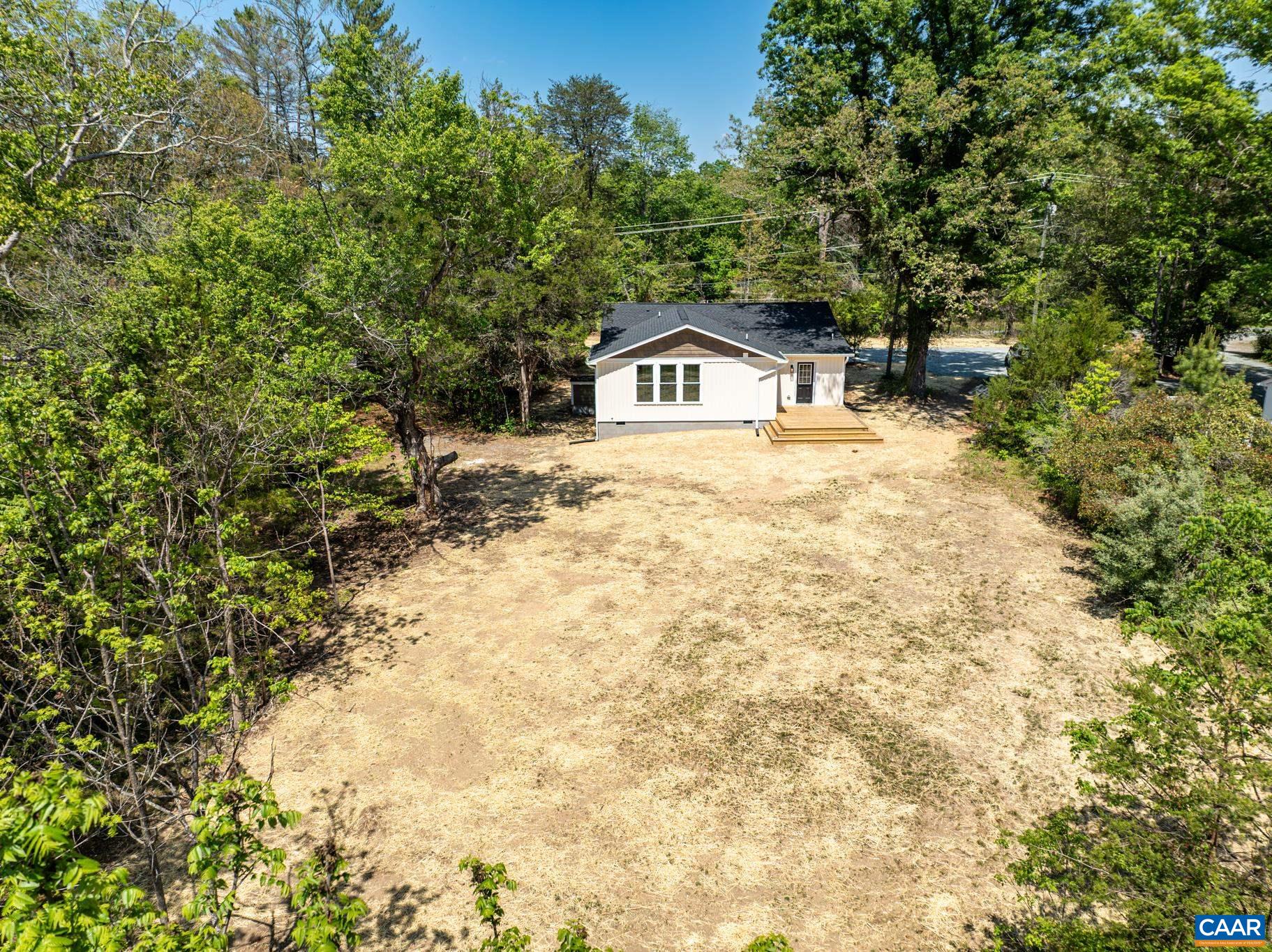 2155 THOMAS JEFFERSON DR