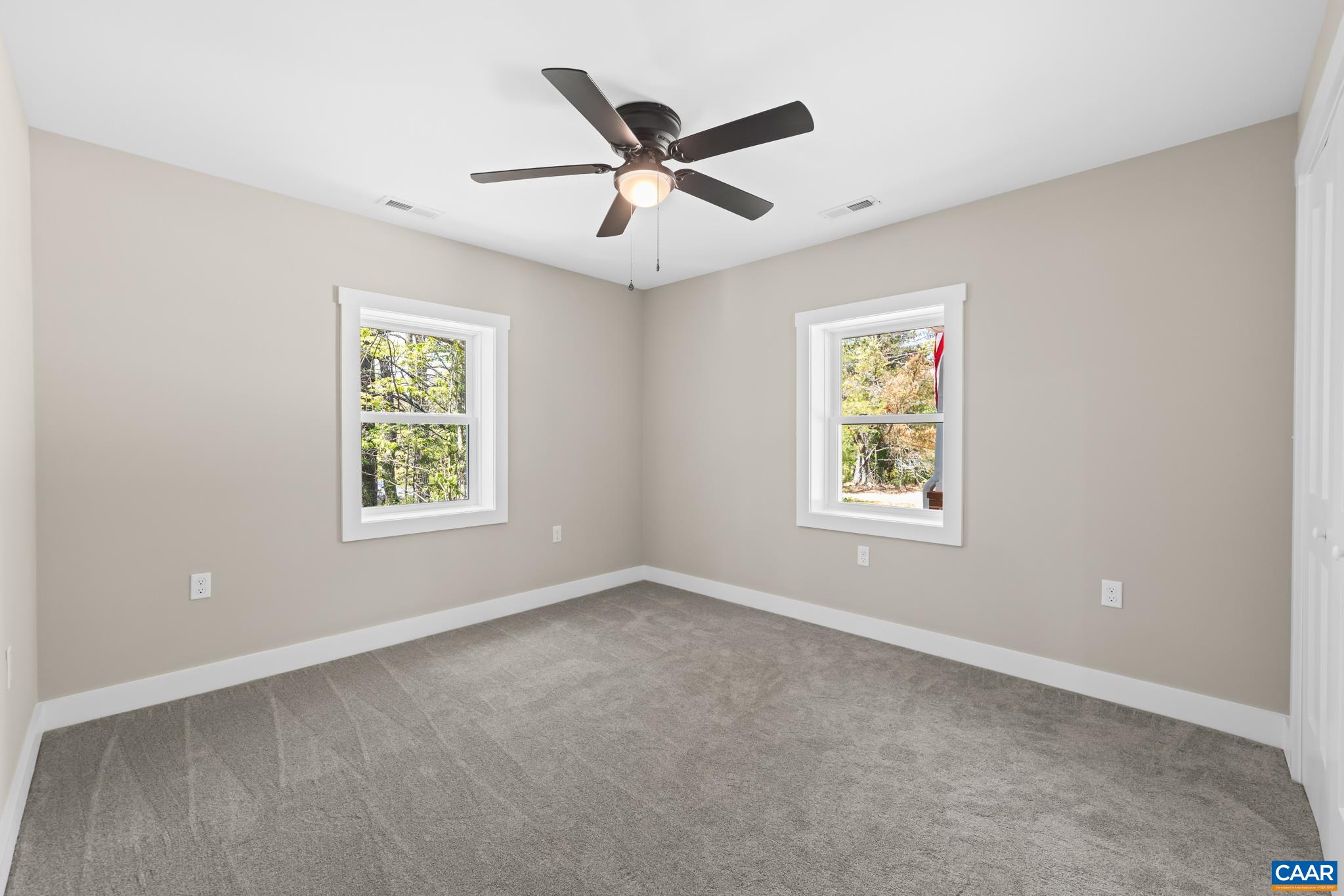 2155 THOMAS JEFFERSON DR