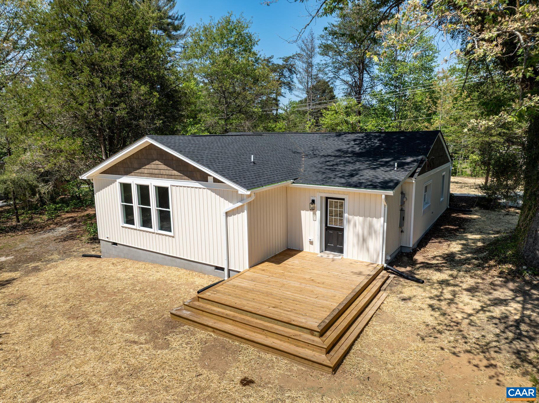 2155 THOMAS JEFFERSON DR