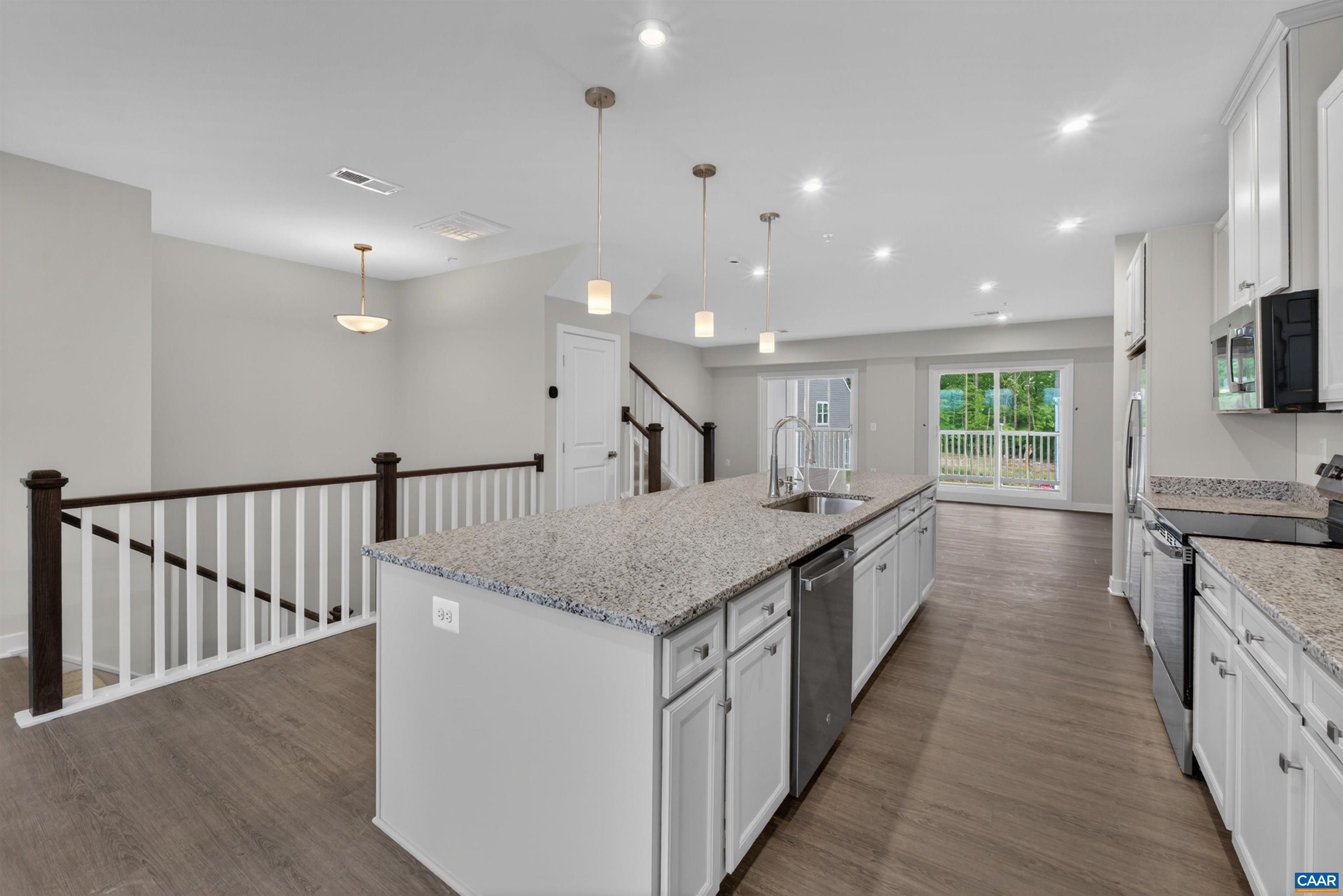 4070B PERSEUS LN