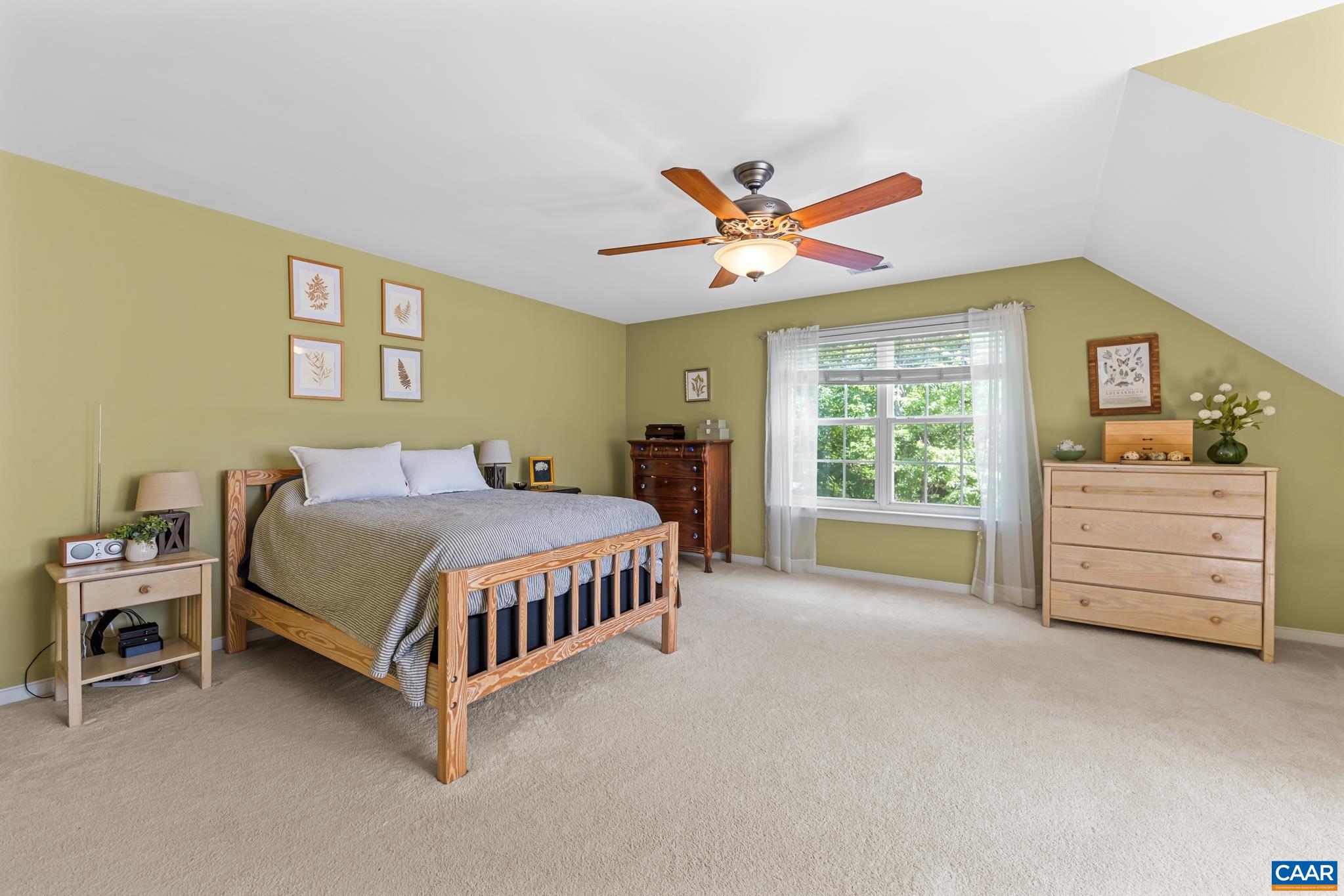 46 ROCK CREEK LN