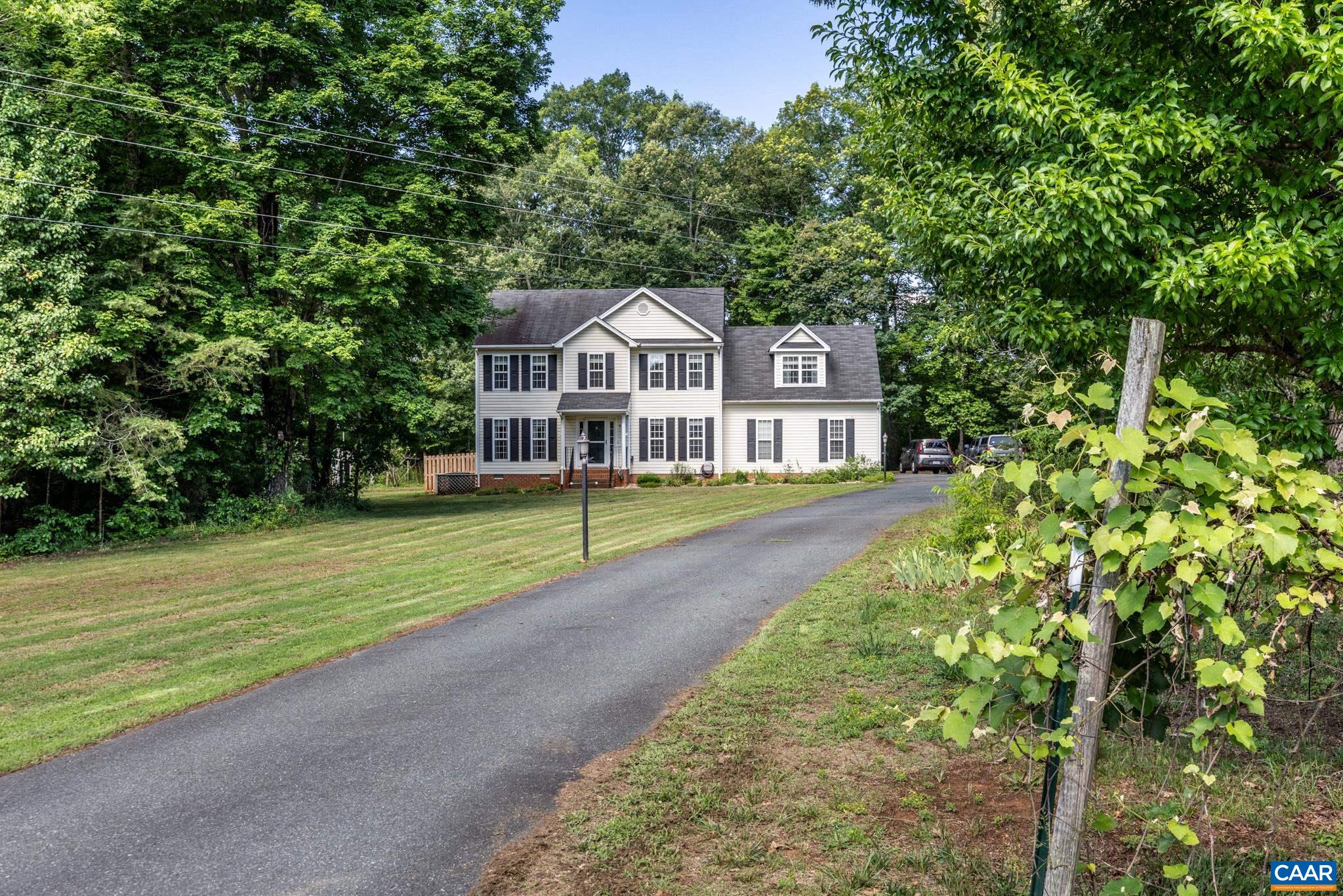 46 ROCK CREEK LN