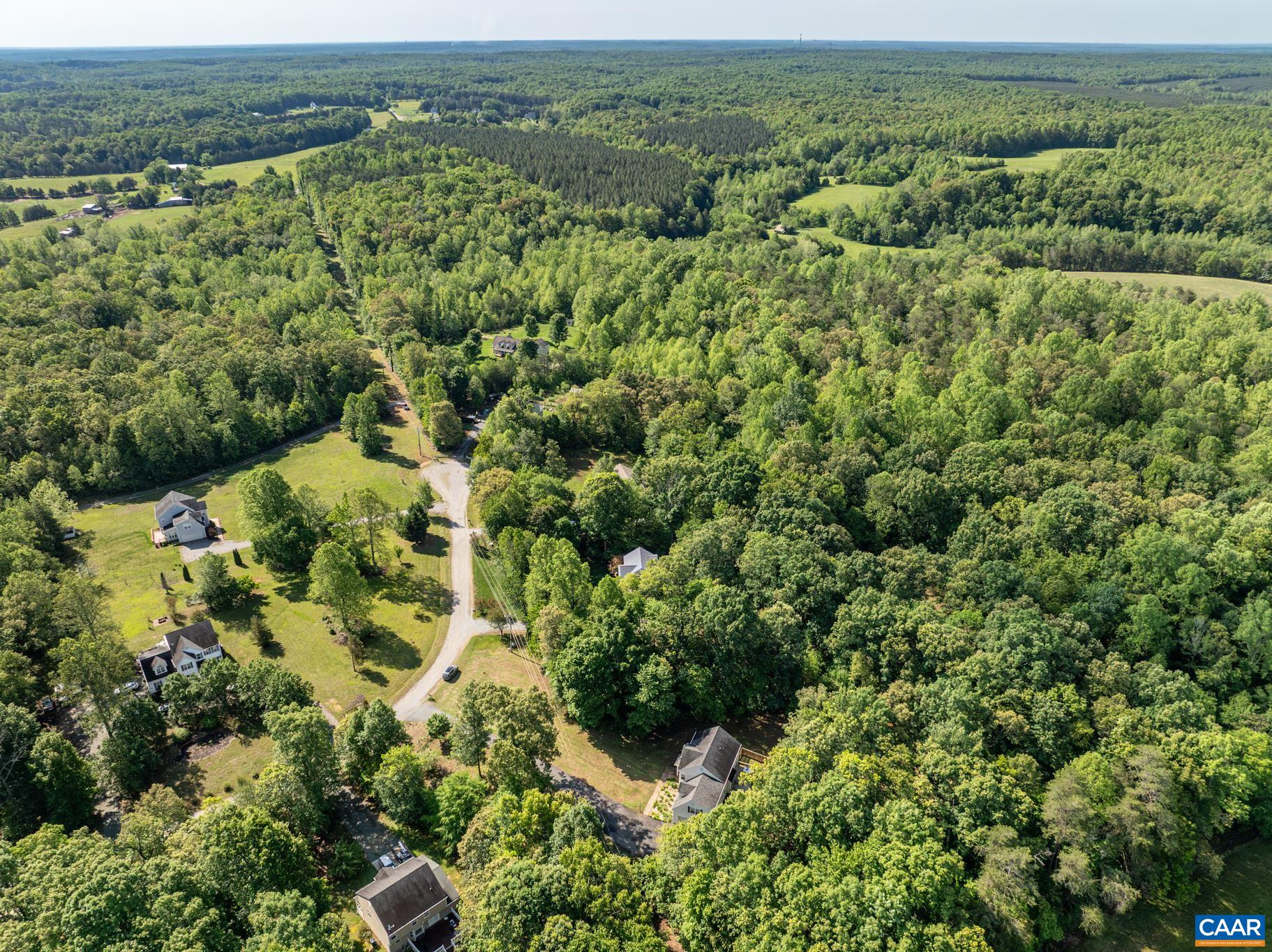 46 ROCK CREEK LN