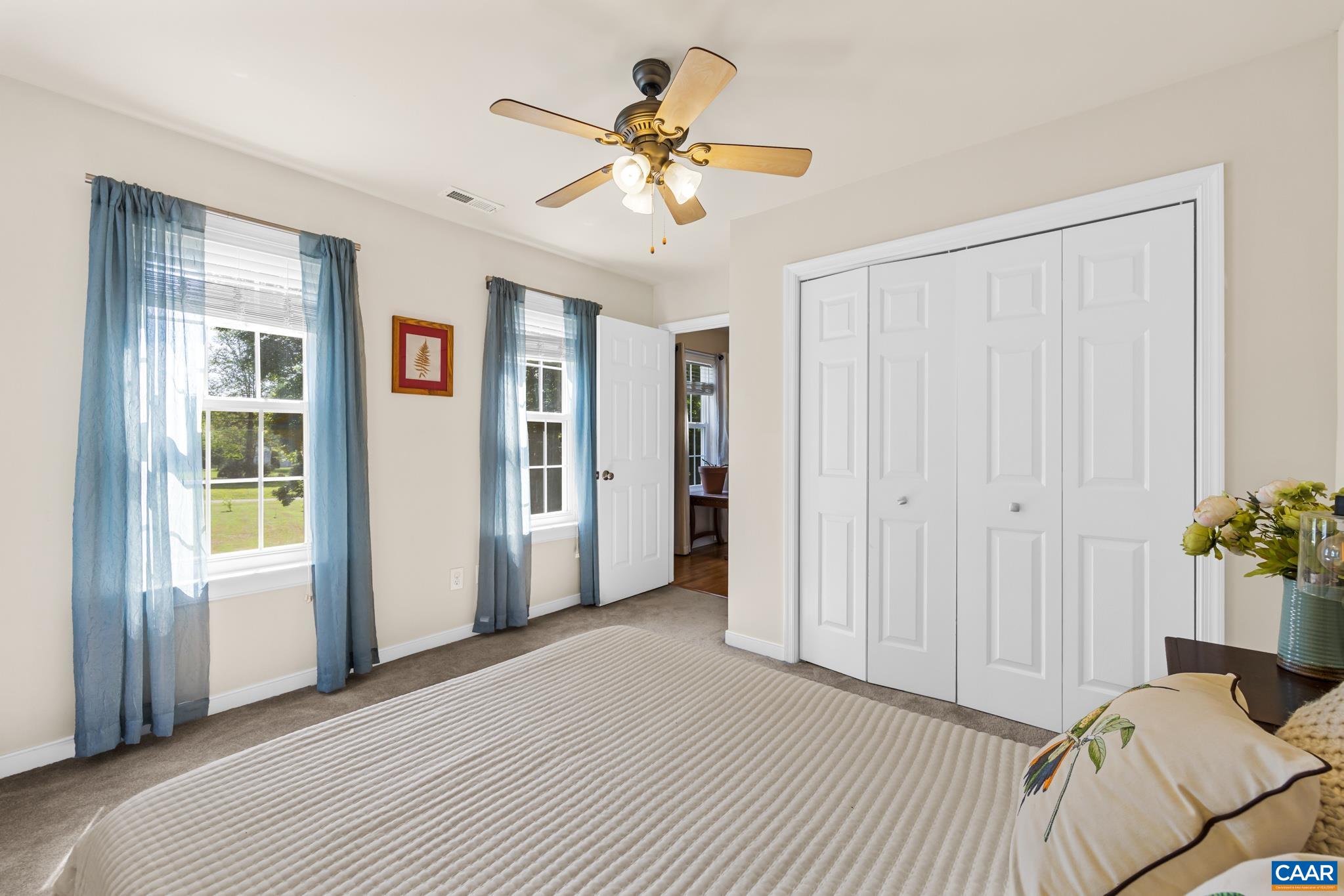 46 ROCK CREEK LN