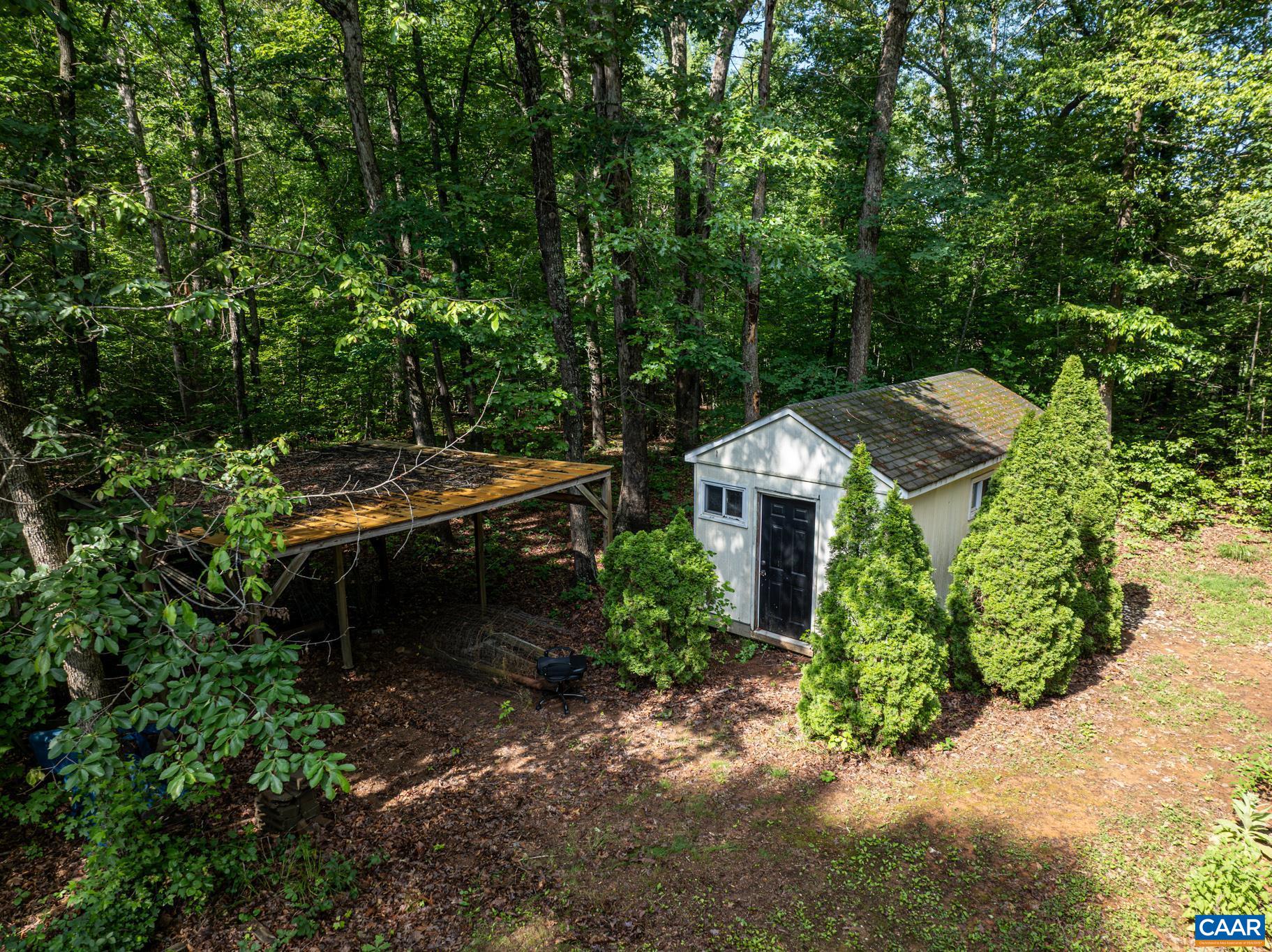 46 ROCK CREEK LN