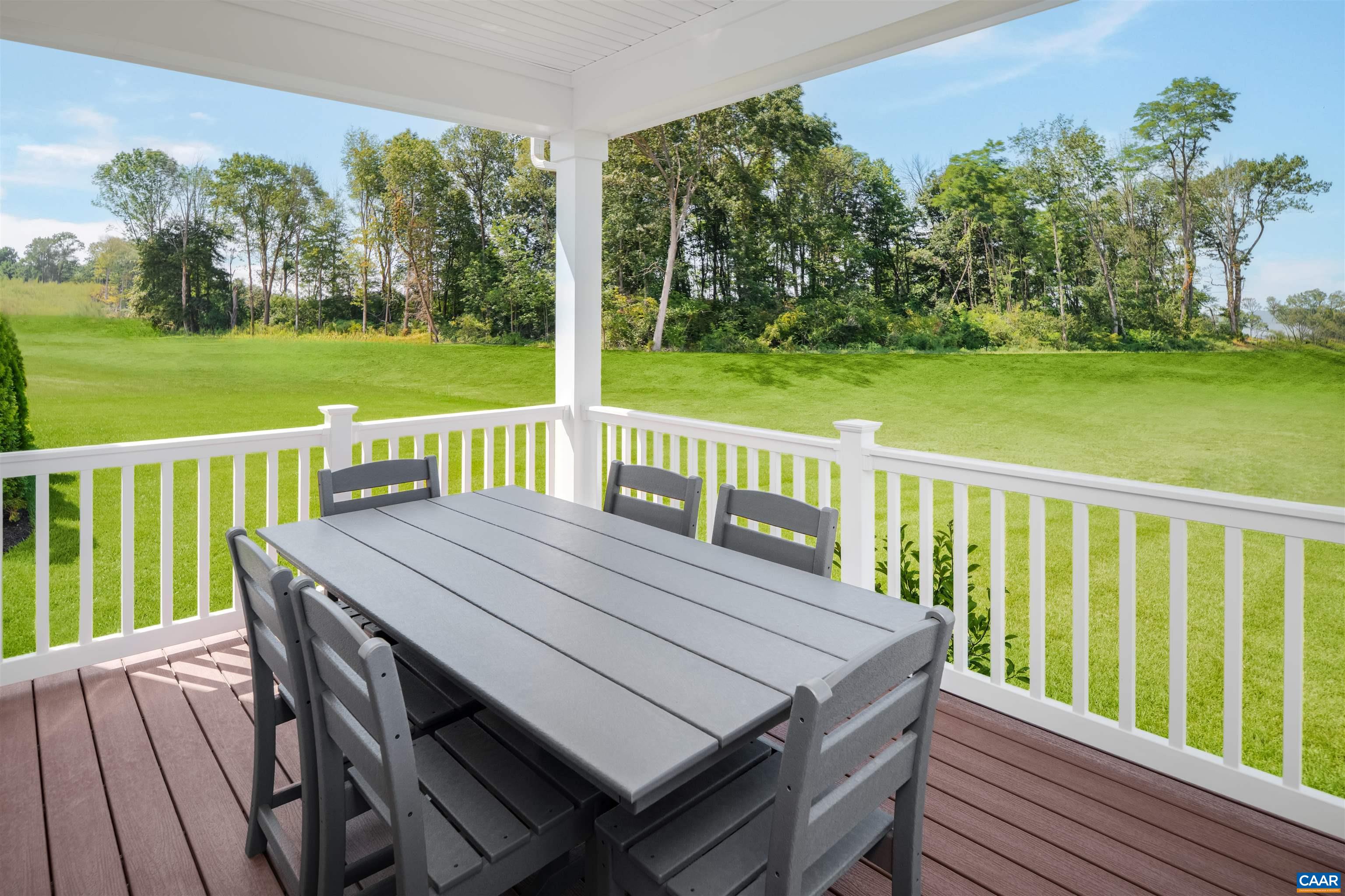12 BUTTERFIELD LN