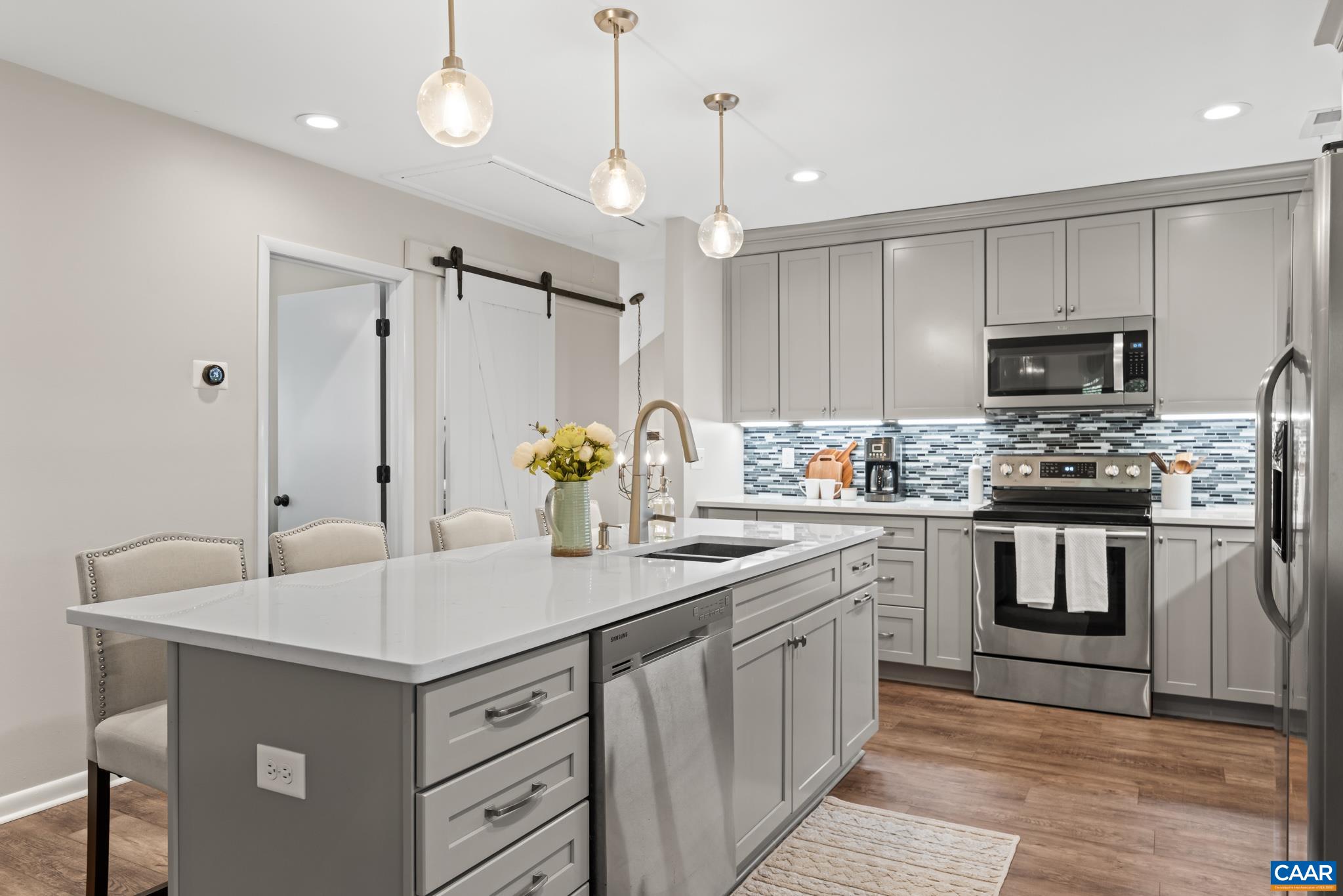 101 BLITHE CT