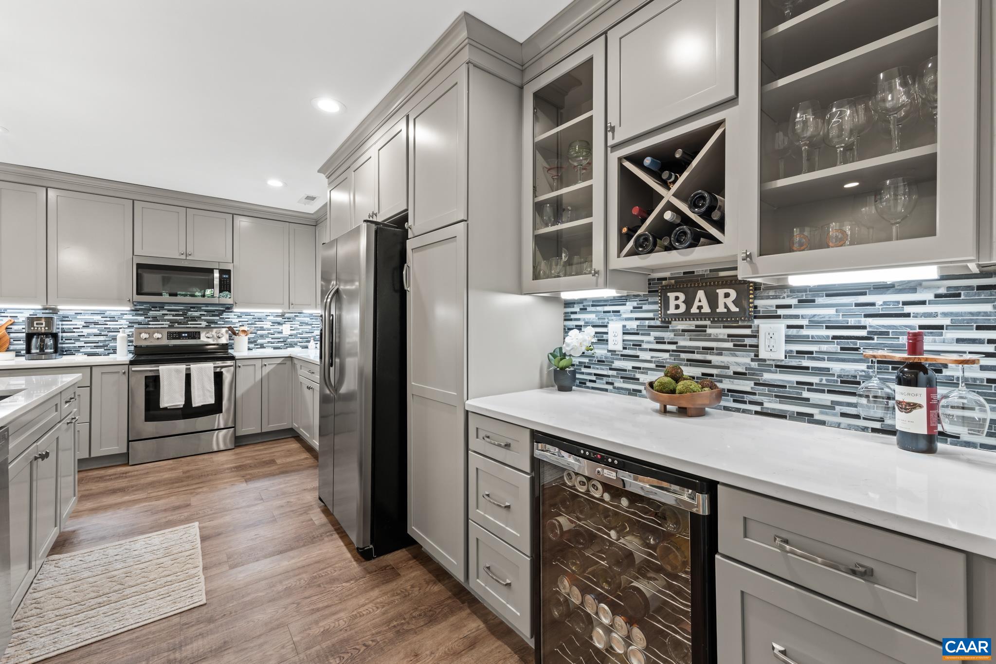 101 BLITHE CT