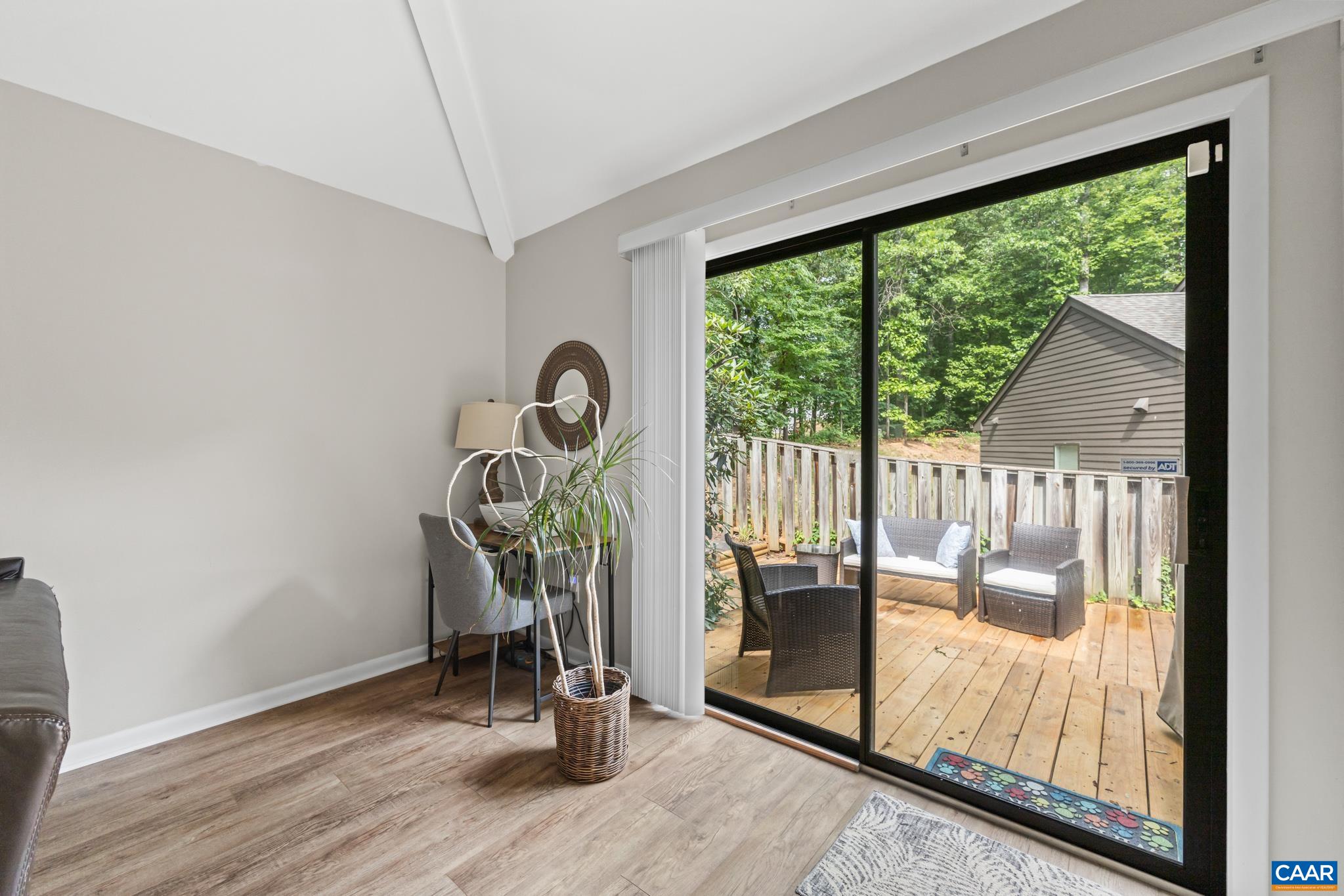 101 BLITHE CT
